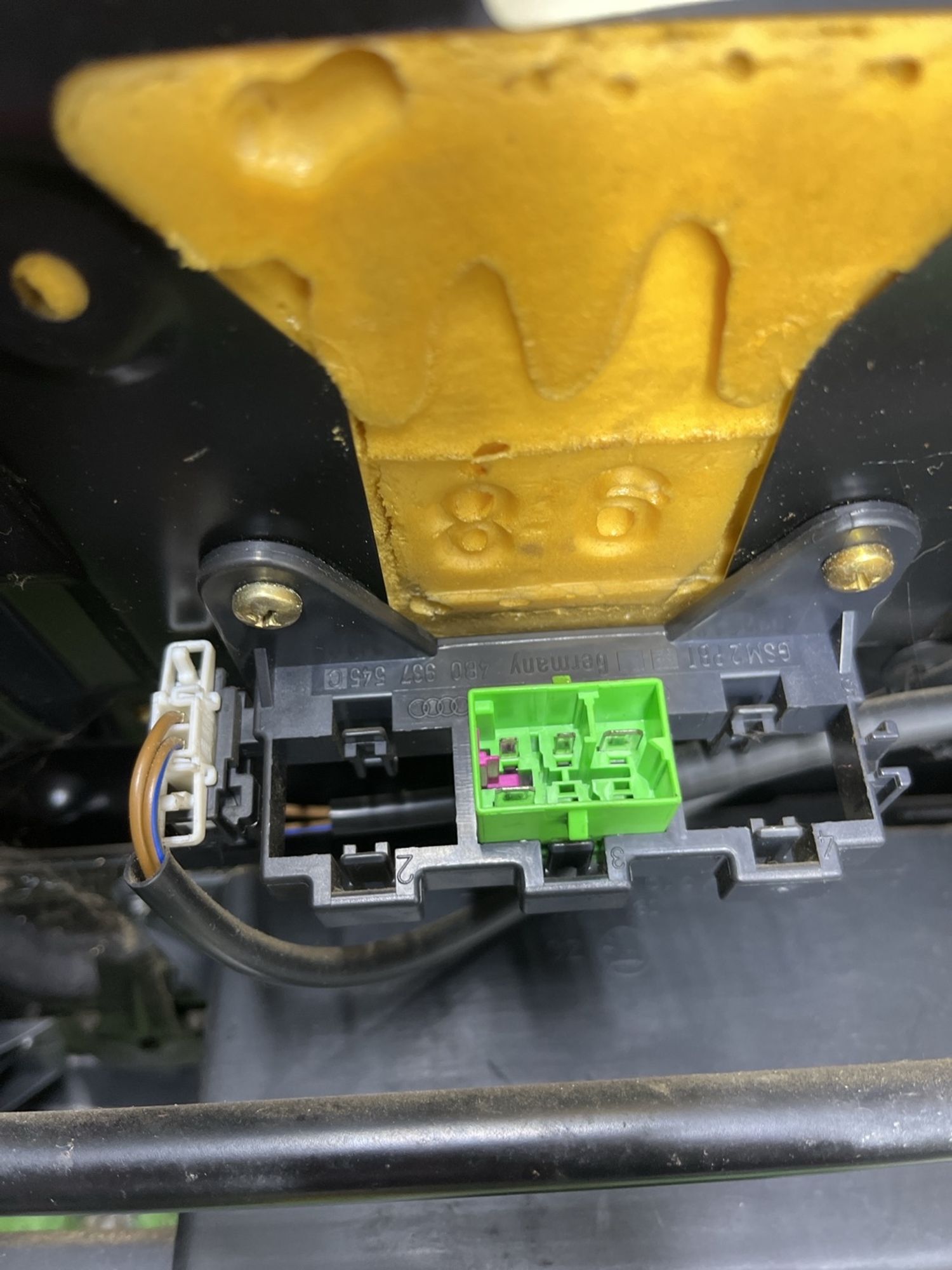 https://ycs.partsauto.market/partsauto-images/thmbs/userImages/cca1856e256b5441544f9aba03b424a6/part/33e8cef1-eb7a-4927-99a4-e89dbc69a056_1777874633455.jpg