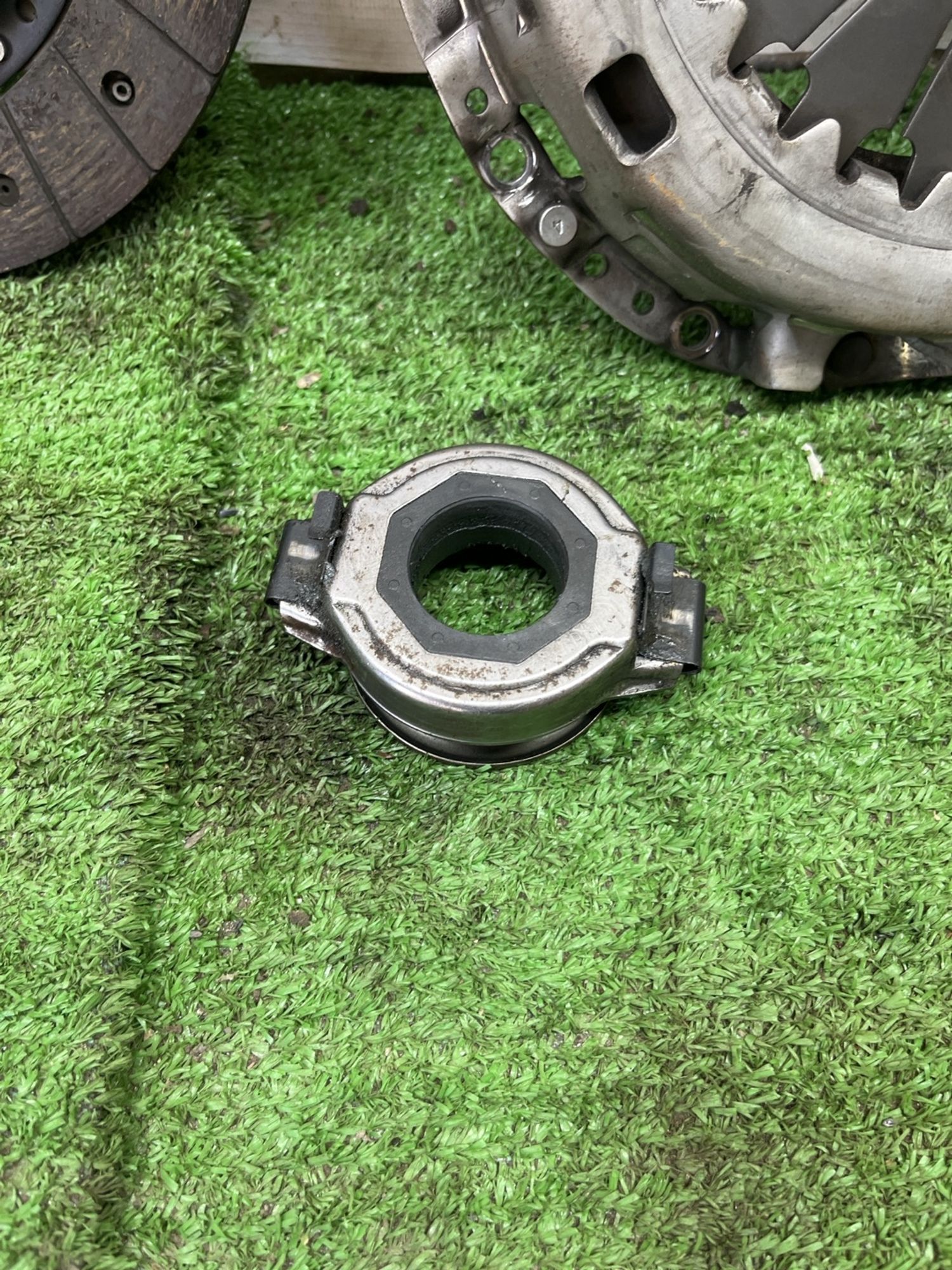 https://ycs.partsauto.market/partsauto-images/thmbs/userImages/cca1856e256b5441544f9aba03b424a6/part/3453f43d-8a6e-4195-a722-e197071c99f0_1778141302134.jpg