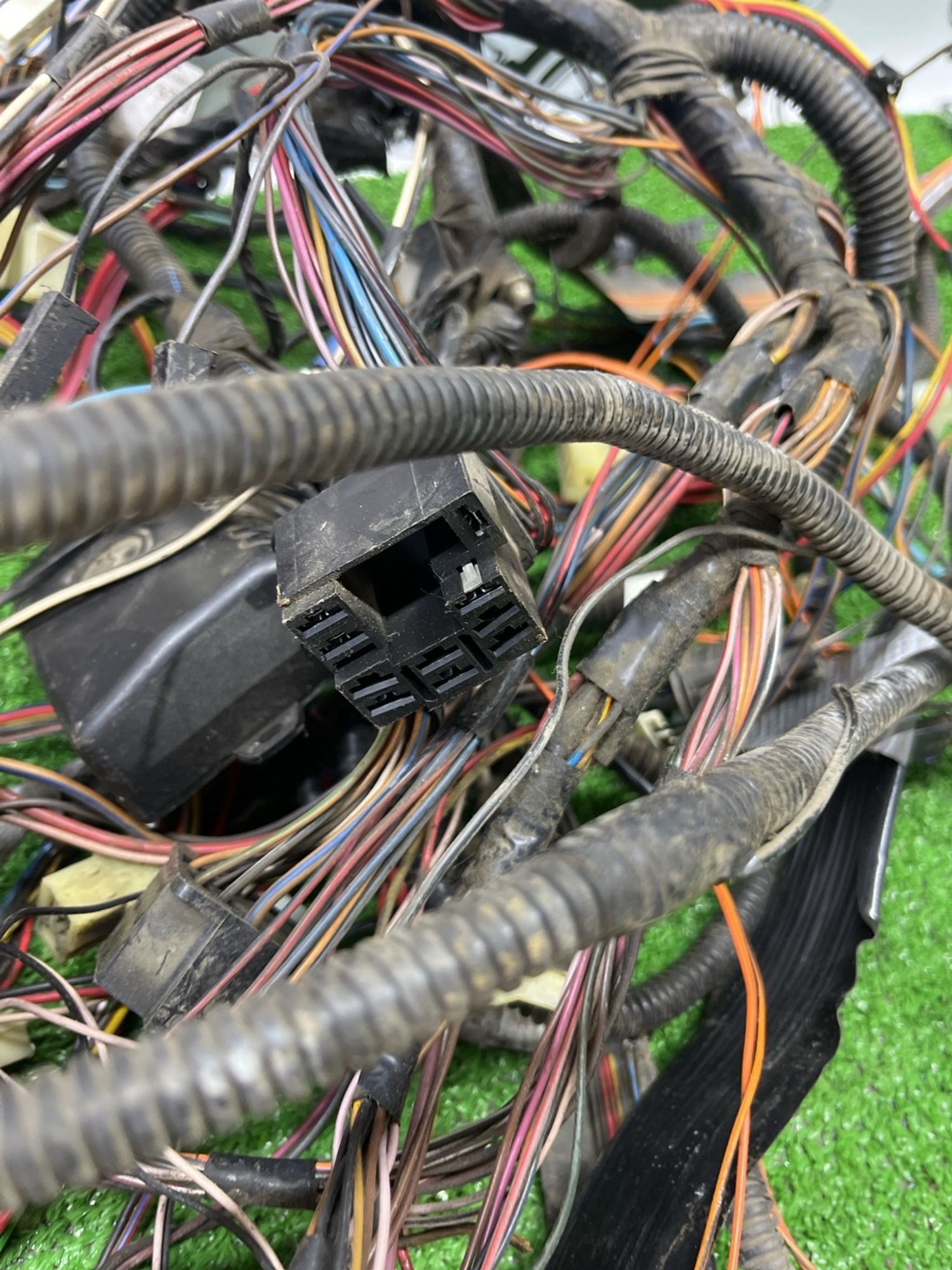 https://ycs.partsauto.market/partsauto-images/thmbs/userImages/cca1856e256b5441544f9aba03b424a6/part/350b3a2f-2266-47bc-b4eb-07fb7c0bfd91_1781680344332.jpg