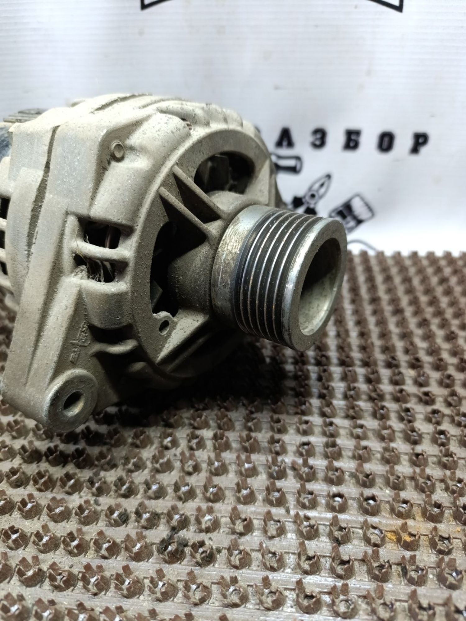https://ycs.partsauto.market/partsauto-images/thmbs/userImages/cca1856e256b5441544f9aba03b424a6/part/36881e58-9fa0-44a8-9522-83d33ce8585b_1743662362491.jpg