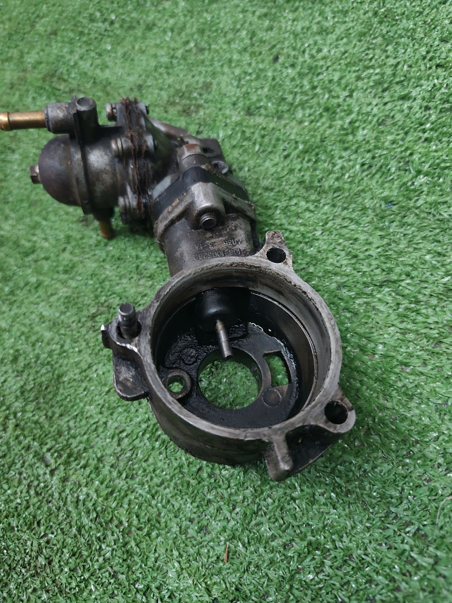 https://ycs.partsauto.market/partsauto-images/thmbs/userImages/cca1856e256b5441544f9aba03b424a6/part/36dde3ee-4617-4a68-bfca-3397ce980731_1787120044139.jpg