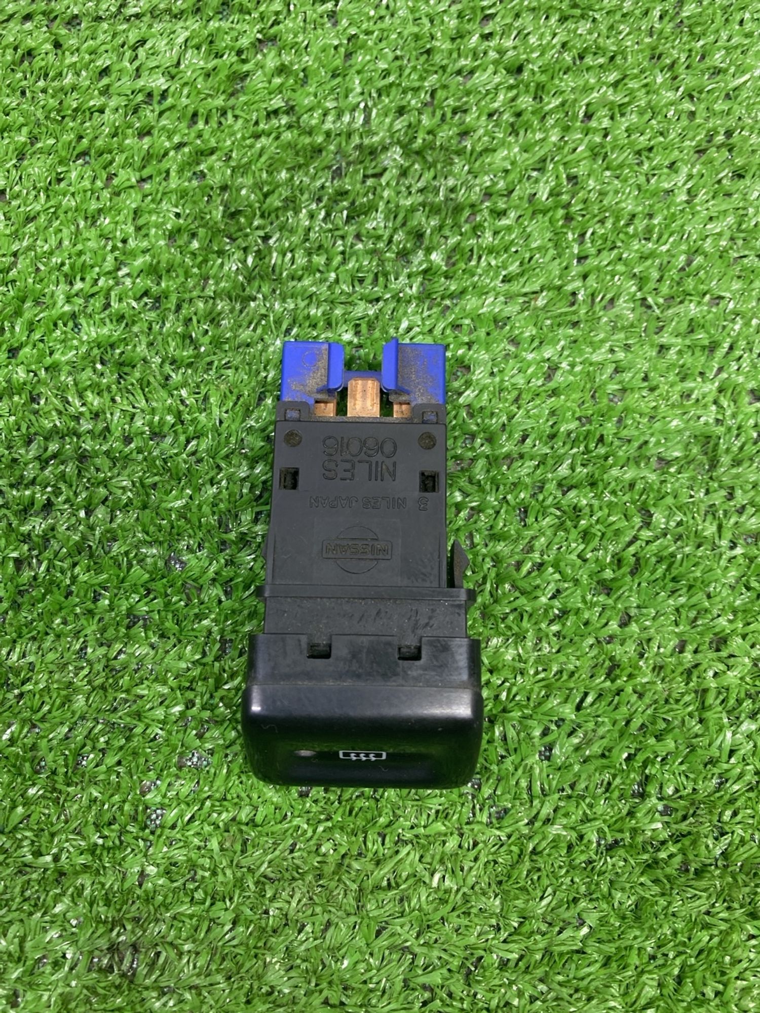 https://ycs.partsauto.market/partsauto-images/thmbs/userImages/cca1856e256b5441544f9aba03b424a6/part/379a7bcf-1dec-478f-8c92-6c41f21177d7_1789375905012.jpg