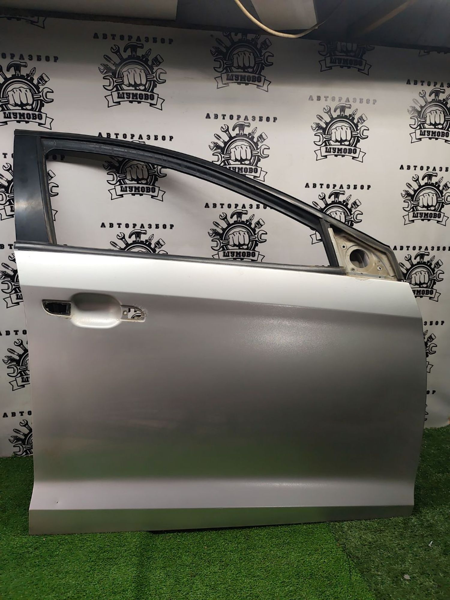 https://ycs.partsauto.market/partsauto-images/thmbs/userImages/cca1856e256b5441544f9aba03b424a6/part/3887716d-fe65-40d0-a443-a3ef328016be_1781005732552.jpg