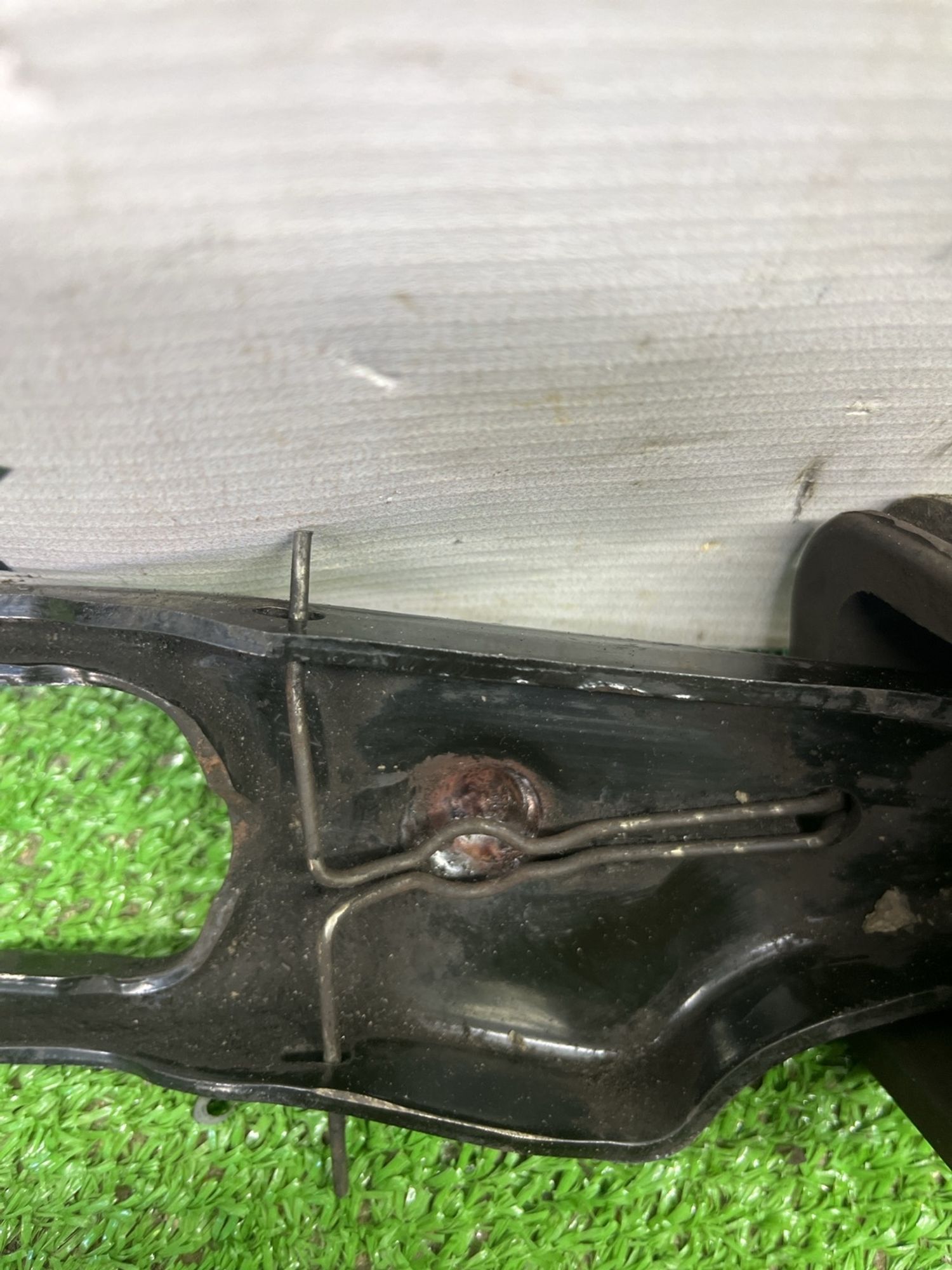 https://ycs.partsauto.market/partsauto-images/thmbs/userImages/cca1856e256b5441544f9aba03b424a6/part/39364903-0111-4574-9662-2950ee996405_1776244528995.jpg