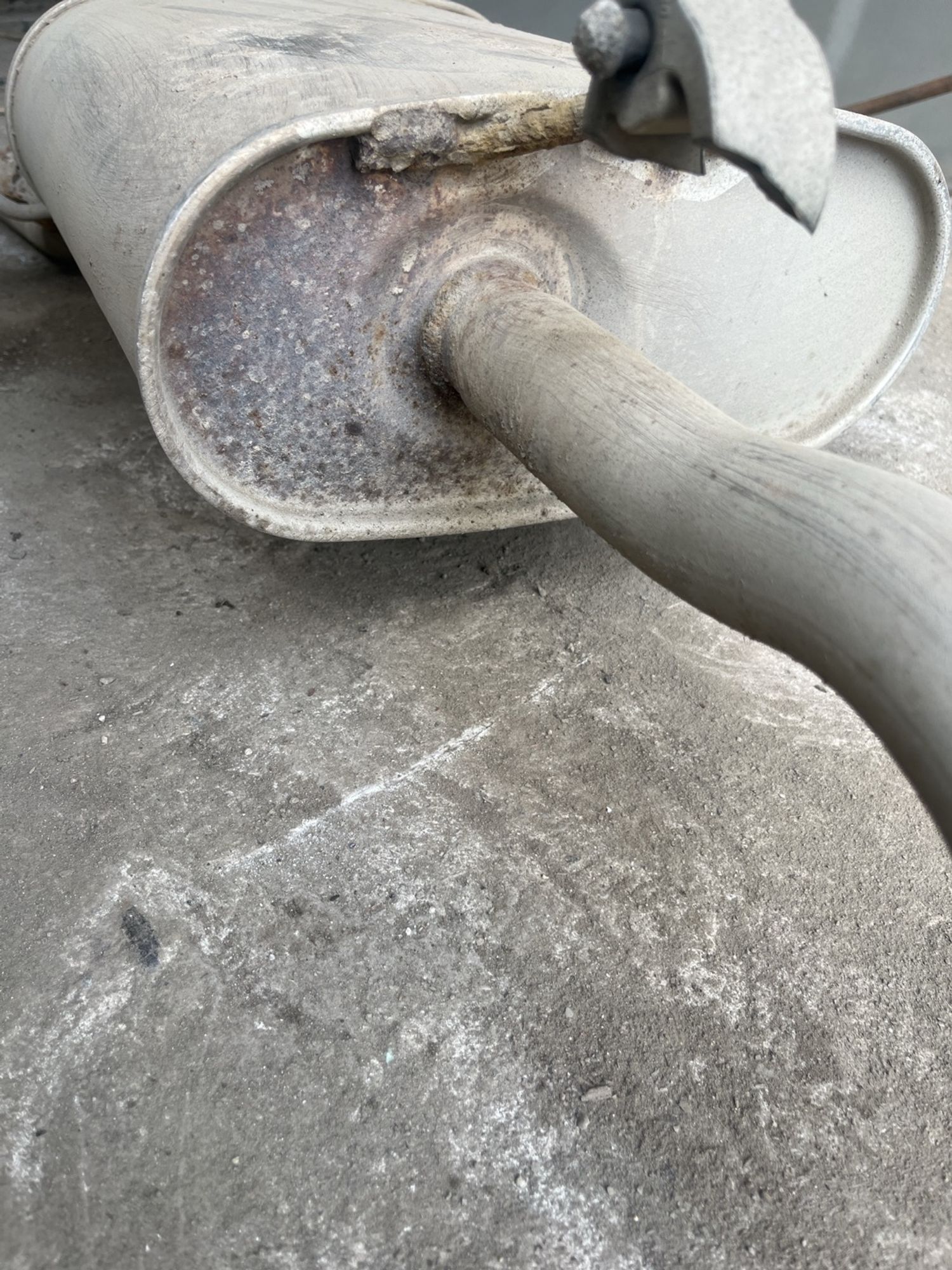 https://ycs.partsauto.market/partsauto-images/thmbs/userImages/cca1856e256b5441544f9aba03b424a6/part/39f518aa-3410-467f-8f13-7725470cb763_1776507651731.jpg