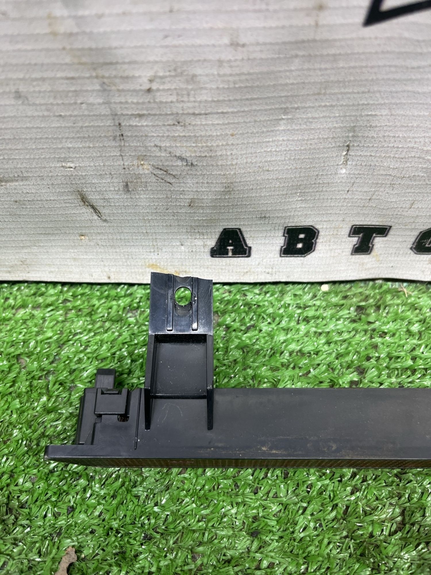 https://ycs.partsauto.market/partsauto-images/thmbs/userImages/cca1856e256b5441544f9aba03b424a6/part/3a0bd1c1-e8e8-472f-b236-bc308bb8228e_1777367599319.jpg