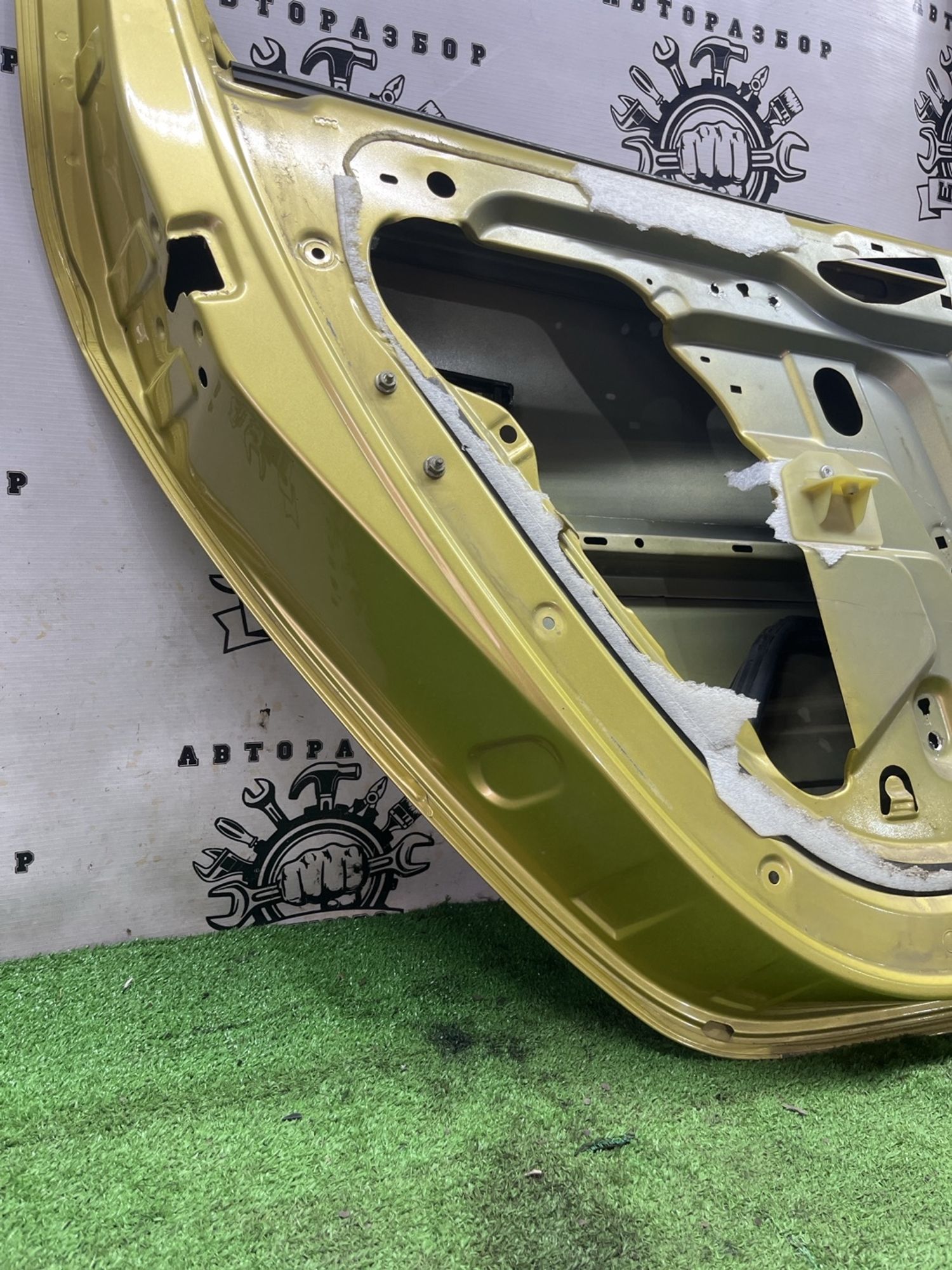 https://ycs.partsauto.market/partsauto-images/thmbs/userImages/cca1856e256b5441544f9aba03b424a6/part/3bf1a1c5-1070-487a-becb-2ef0485ab4c3_1777540531310.jpg