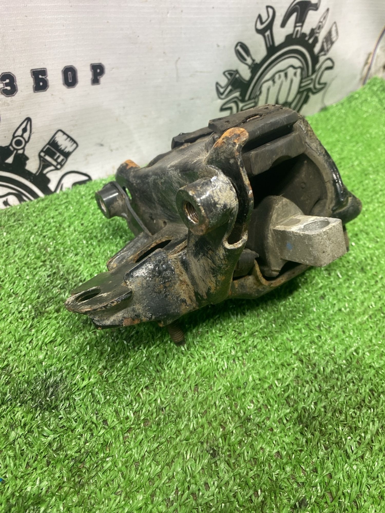 https://ycs.partsauto.market/partsauto-images/thmbs/userImages/cca1856e256b5441544f9aba03b424a6/part/3c13ac4f-7138-4f77-8ef1-0949c19e9f8f_1779088736379.jpg