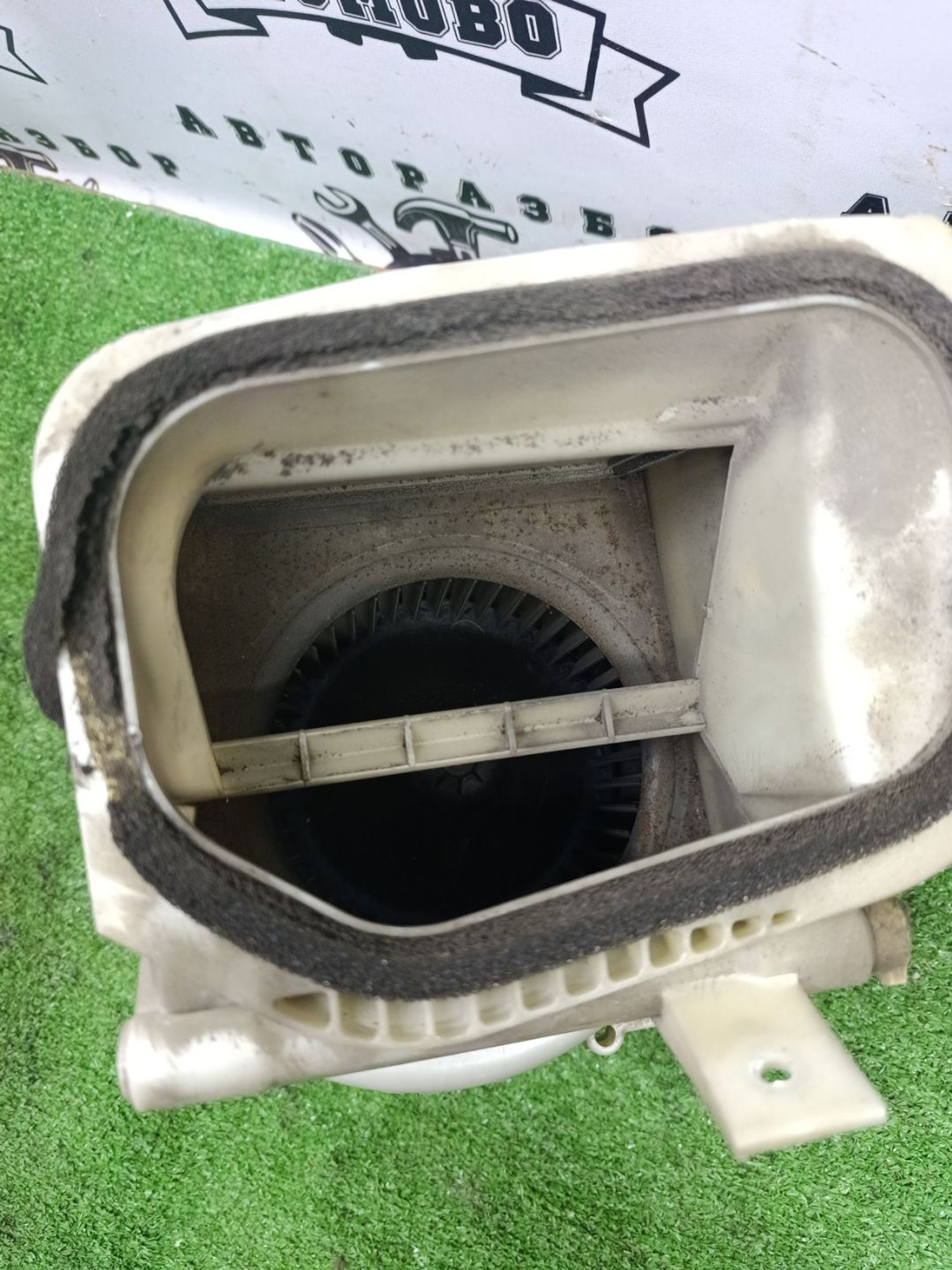 https://ycs.partsauto.market/partsauto-images/thmbs/userImages/cca1856e256b5441544f9aba03b424a6/part/3c47a736-2a15-4cc8-8d4a-75c390e25d8b_1789469120198.jpg