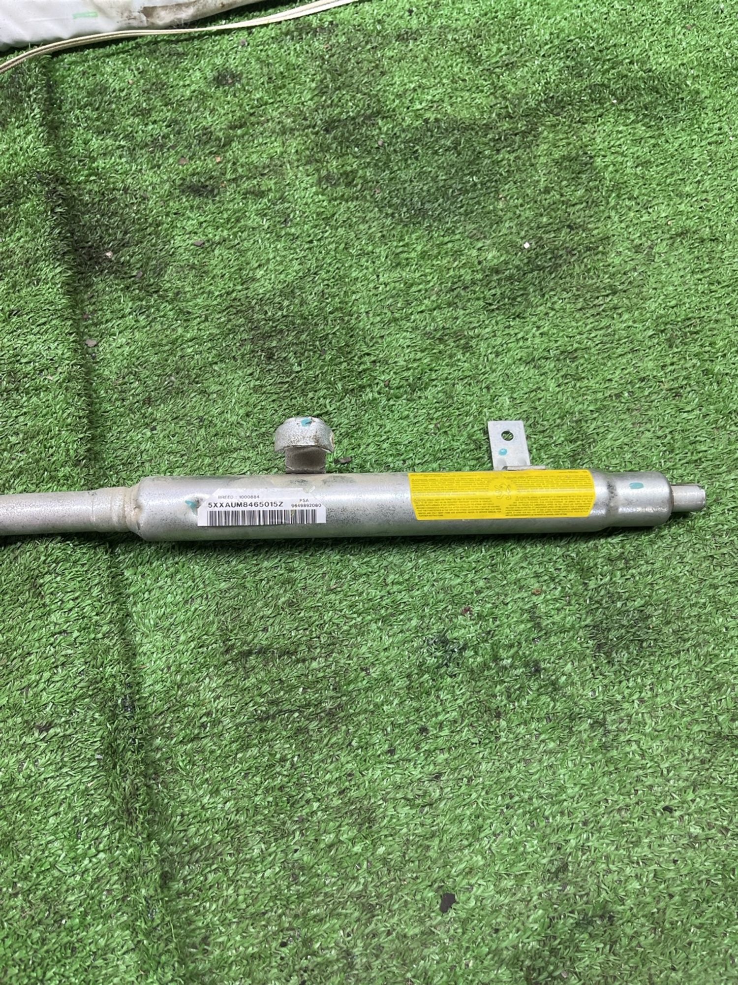https://ycs.partsauto.market/partsauto-images/thmbs/userImages/cca1856e256b5441544f9aba03b424a6/part/3cdd6e7f-dd03-451f-8133-f328a62fe28c_1777877146512.jpg
