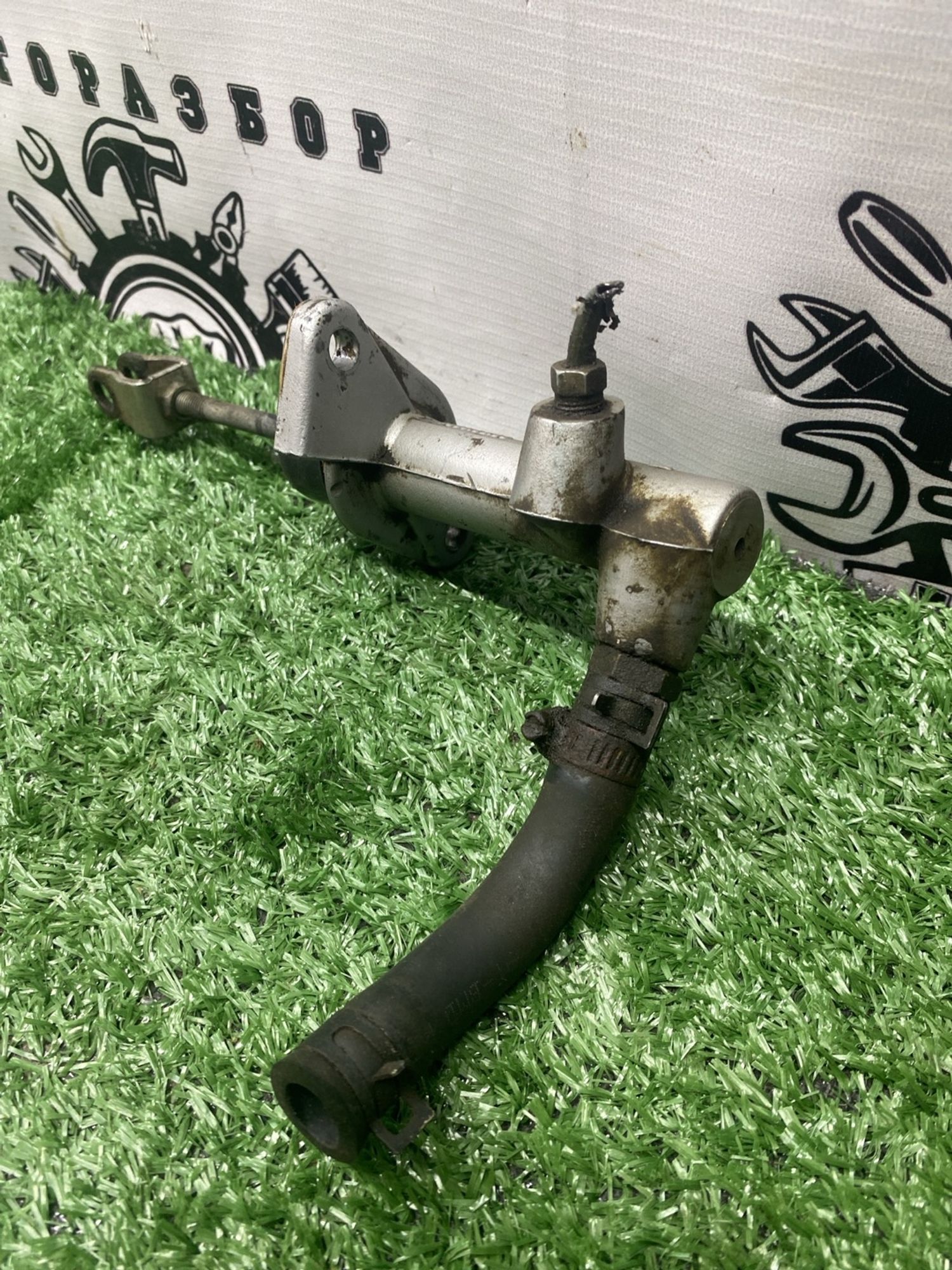 https://ycs.partsauto.market/partsauto-images/thmbs/userImages/cca1856e256b5441544f9aba03b424a6/part/3d30c054-0f15-4b83-b5ab-dac76518dce9_1780557276590.jpg