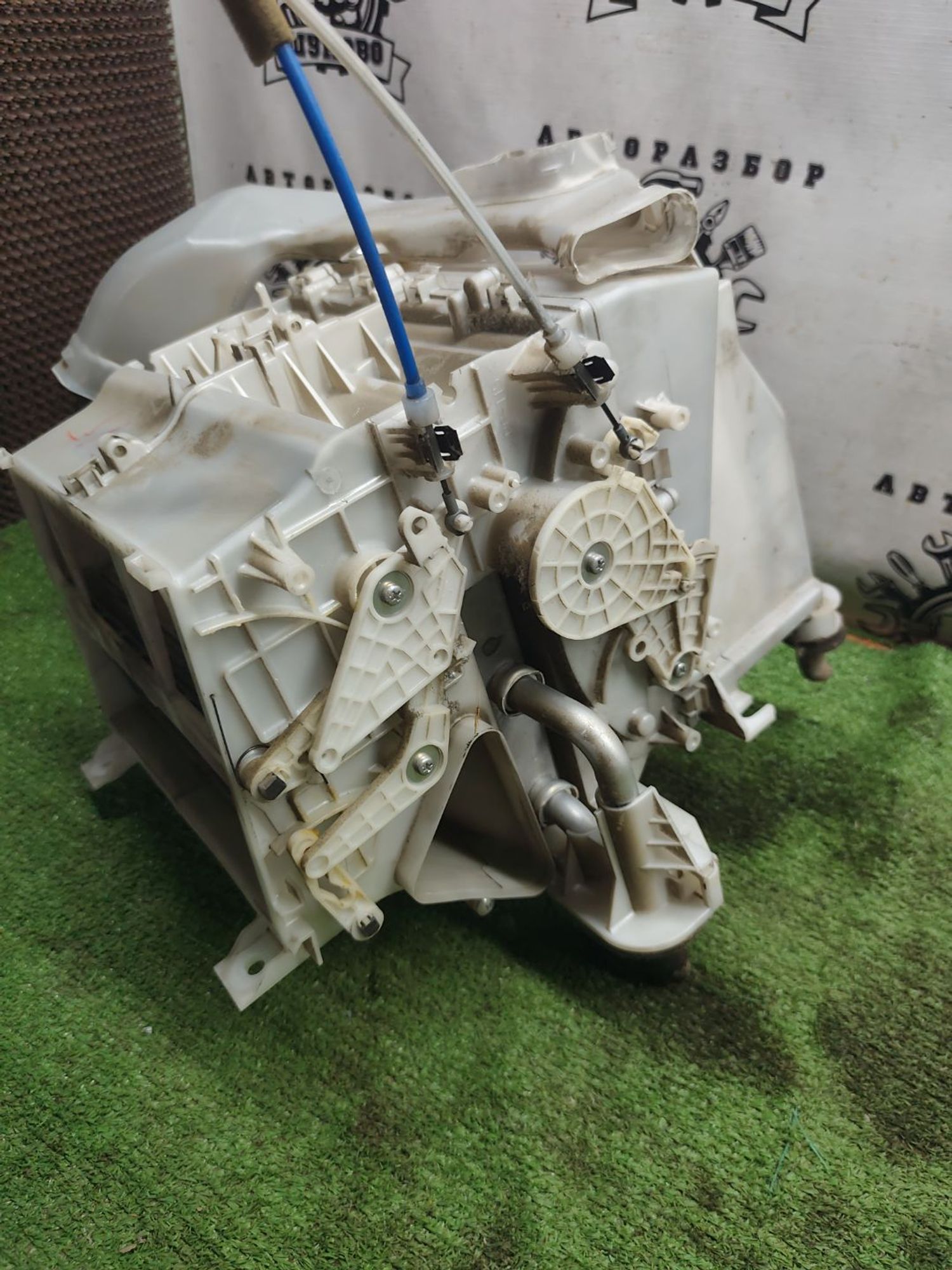 https://ycs.partsauto.market/partsauto-images/thmbs/userImages/cca1856e256b5441544f9aba03b424a6/part/3db077e5-5767-4018-9a93-7b920ce19f03_1779707494061.jpg