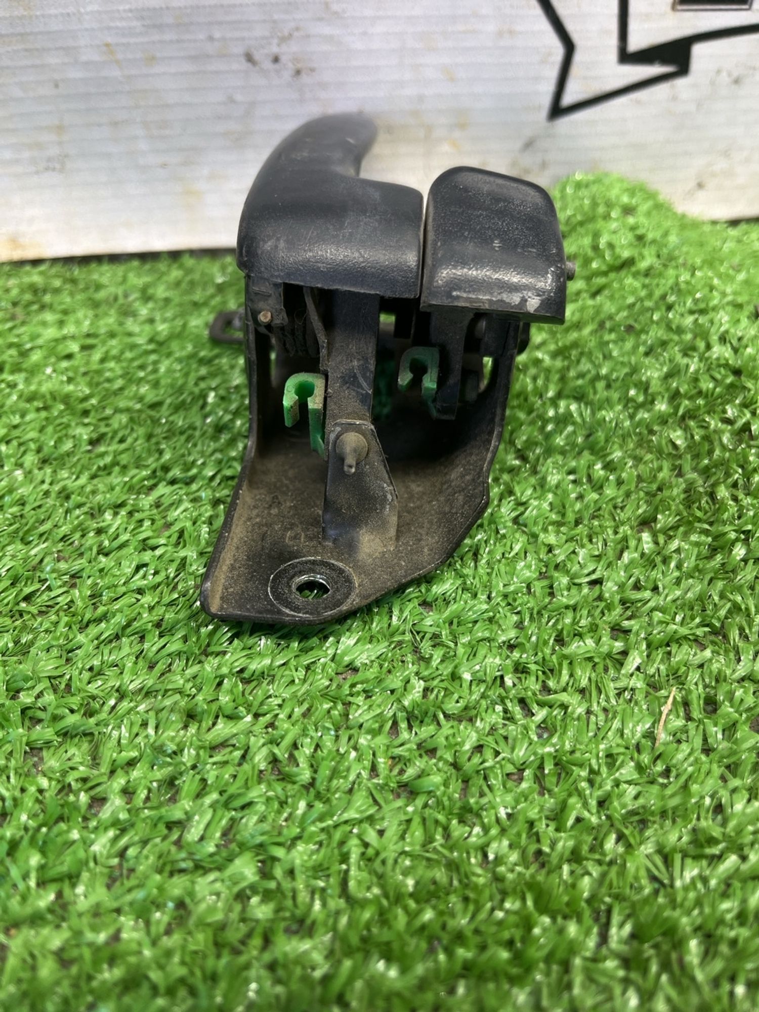 https://ycs.partsauto.market/partsauto-images/thmbs/userImages/cca1856e256b5441544f9aba03b424a6/part/3e162b50-f638-45bb-8820-82ce8fc91ed8_1774347771904.jpg