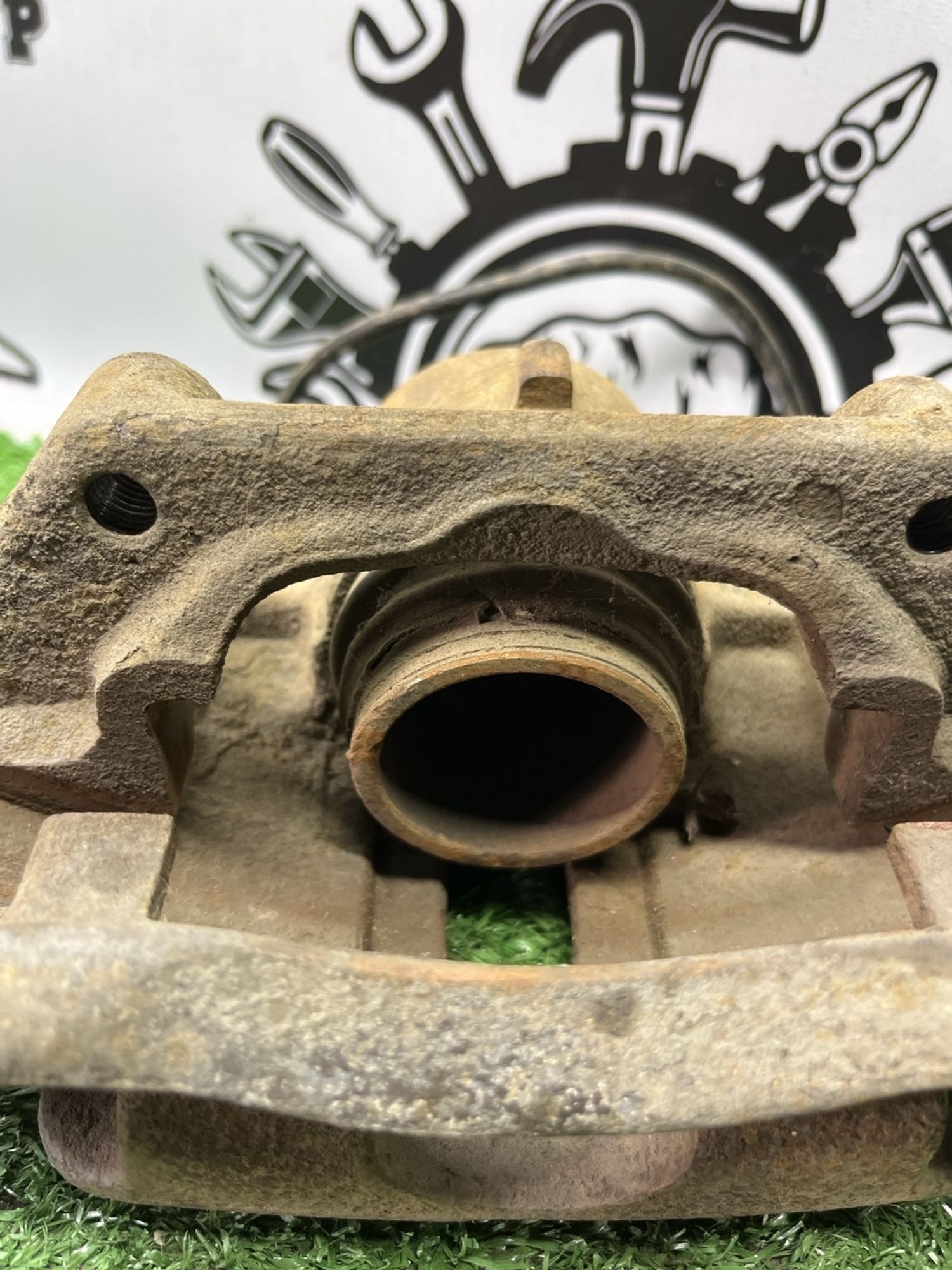 https://ycs.partsauto.market/partsauto-images/thmbs/userImages/cca1856e256b5441544f9aba03b424a6/part/3e95d76e-3f70-4eb9-a222-e9d3cd6d6978_1784187132306.jpg