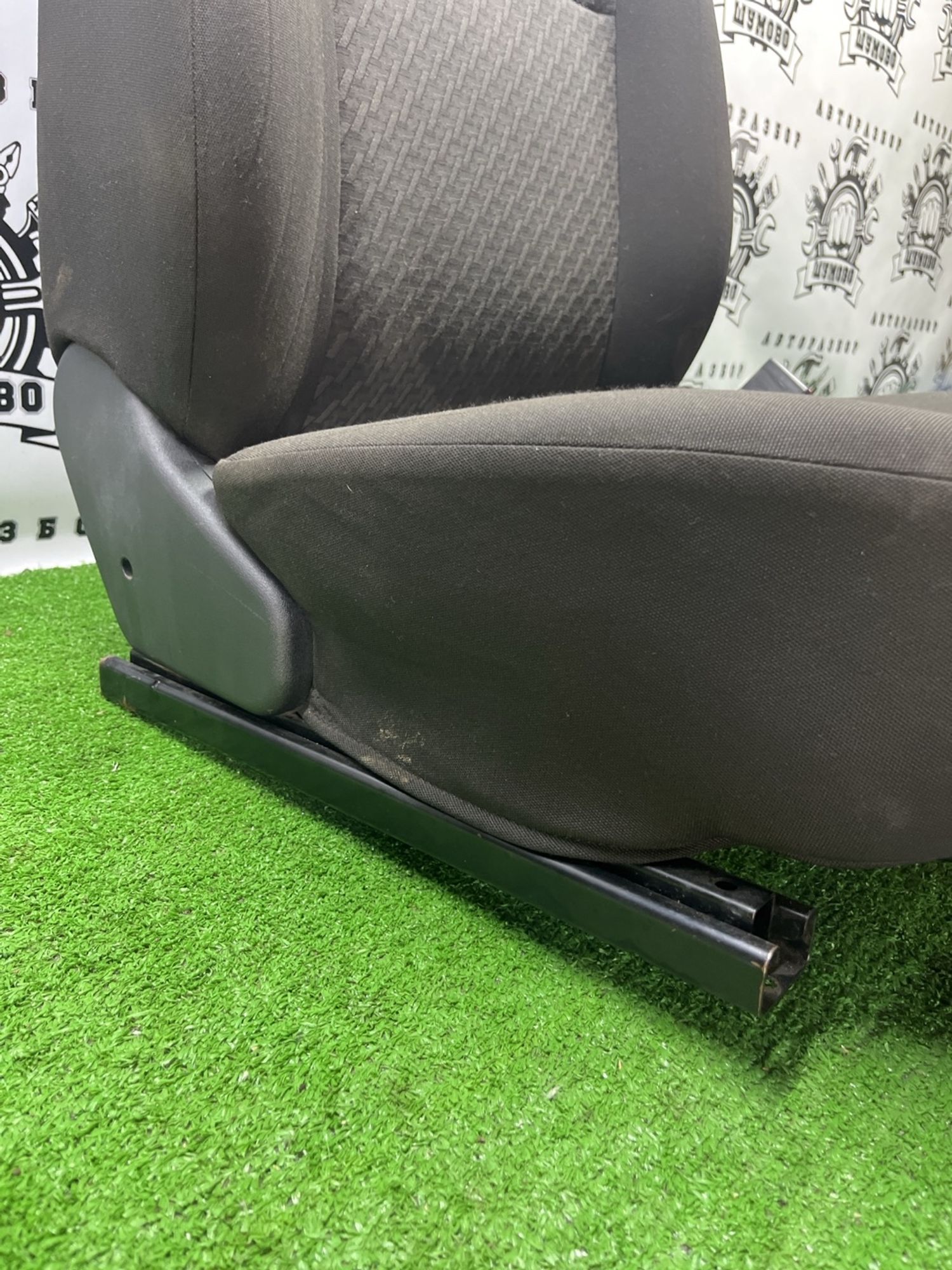 https://ycs.partsauto.market/partsauto-images/thmbs/userImages/cca1856e256b5441544f9aba03b424a6/part/428a27da-ffea-4d5b-8701-62e19c2c07b0_1783159215545.jpg