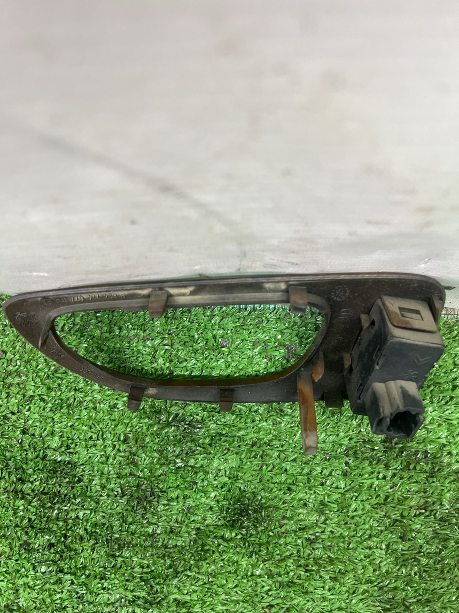 https://ycs.partsauto.market/partsauto-images/thmbs/userImages/cca1856e256b5441544f9aba03b424a6/part/42ff27c0-eae2-4de7-99f2-366c012021e1_1777451679817.jpg