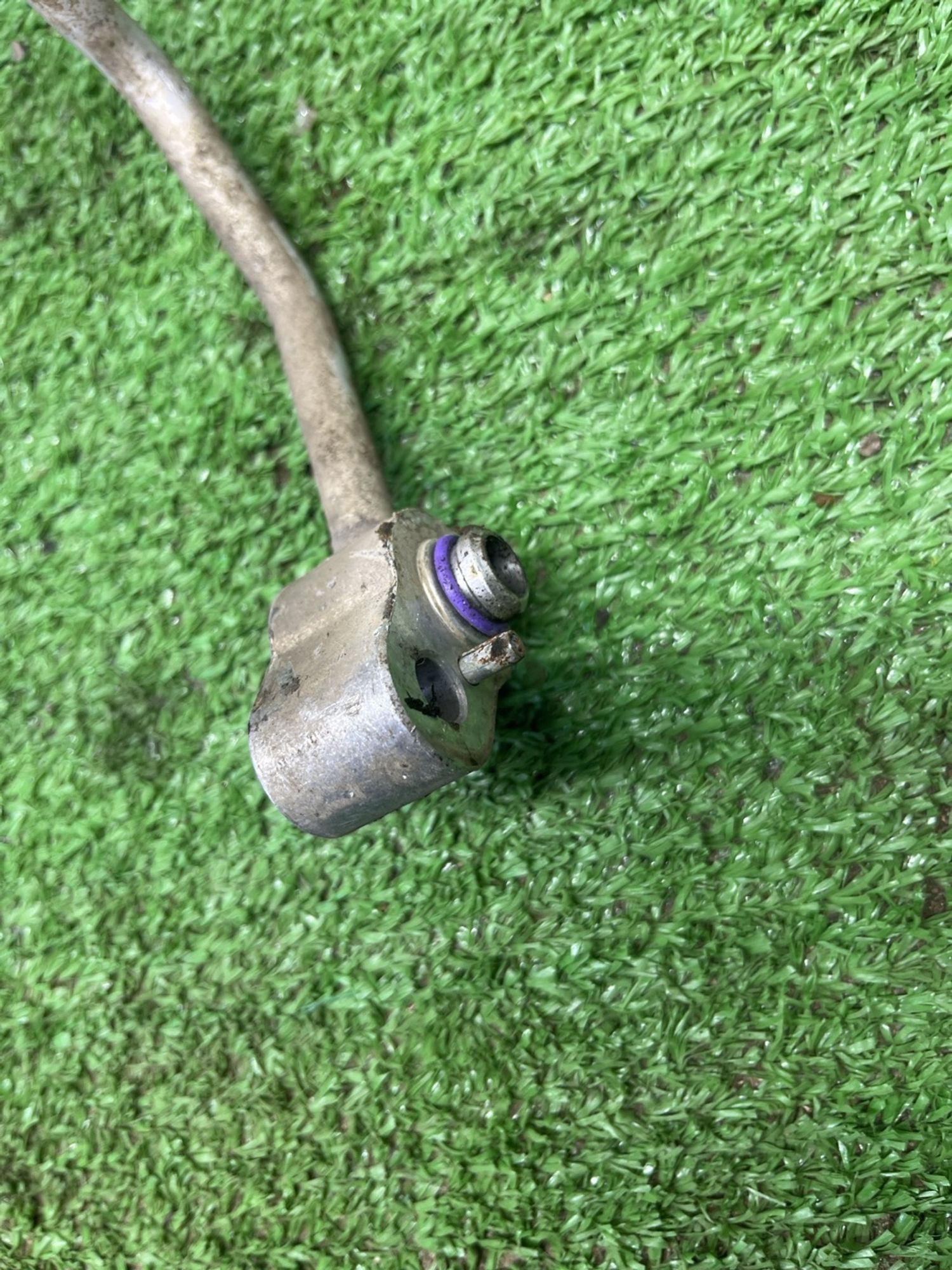 https://ycs.partsauto.market/partsauto-images/thmbs/userImages/cca1856e256b5441544f9aba03b424a6/part/437cc899-326e-499f-927f-88986d9f2971_1779095553542.jpg