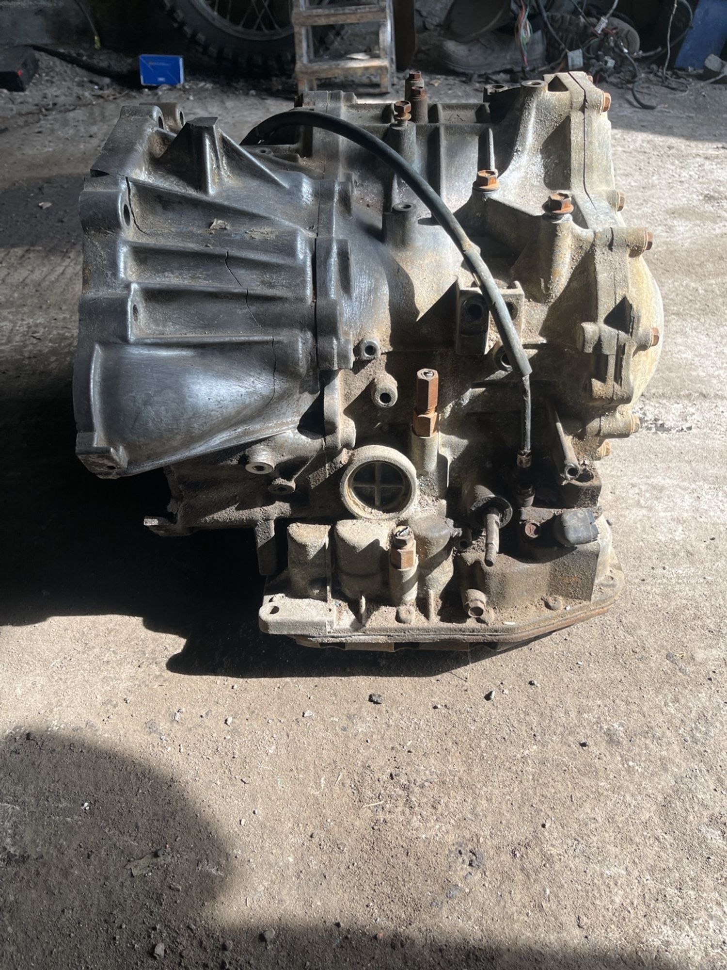 https://ycs.partsauto.market/partsauto-images/thmbs/userImages/cca1856e256b5441544f9aba03b424a6/part/439c0050-5d0b-4229-b5a2-1f7e1620424c_1778734138849.jpg