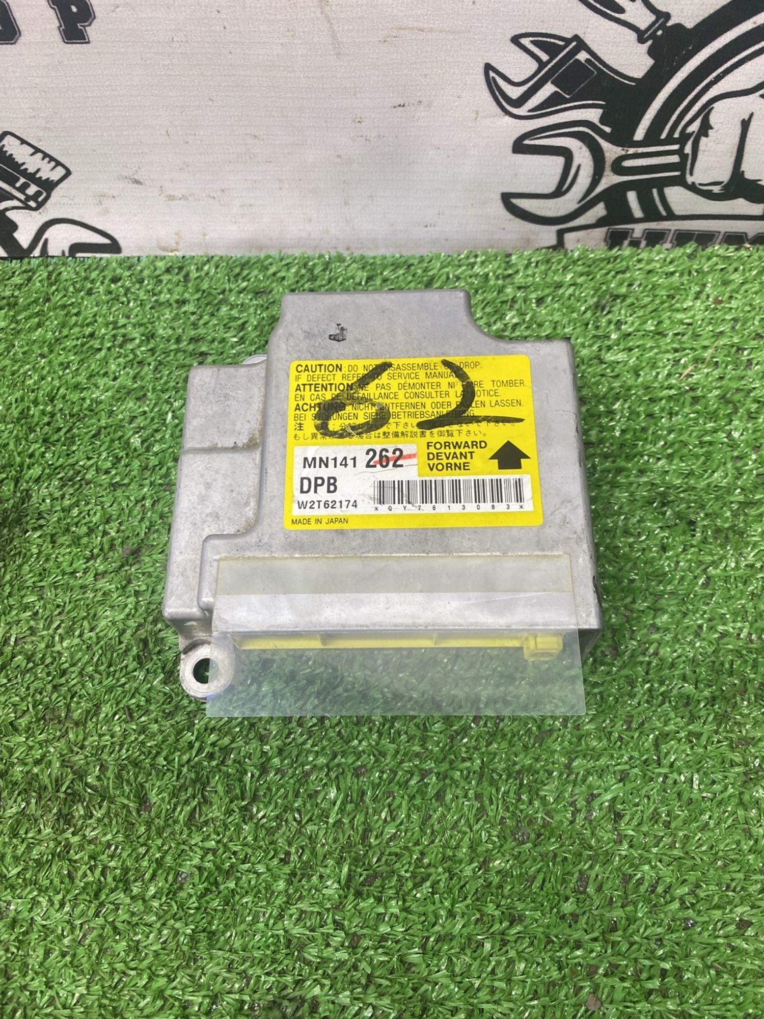 https://ycs.partsauto.market/partsauto-images/thmbs/userImages/cca1856e256b5441544f9aba03b424a6/part/43e10281-7092-4640-9795-743348367248_1779697961726.jpg