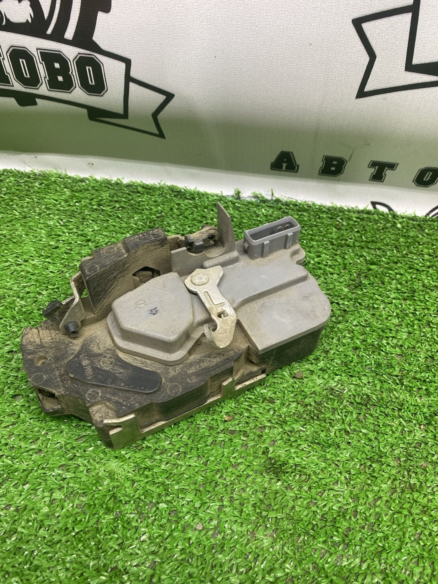 https://ycs.partsauto.market/partsauto-images/thmbs/userImages/cca1856e256b5441544f9aba03b424a6/part/44387f0a-5076-4dd7-bc46-8fd7e53db050_1782897348644.jpg