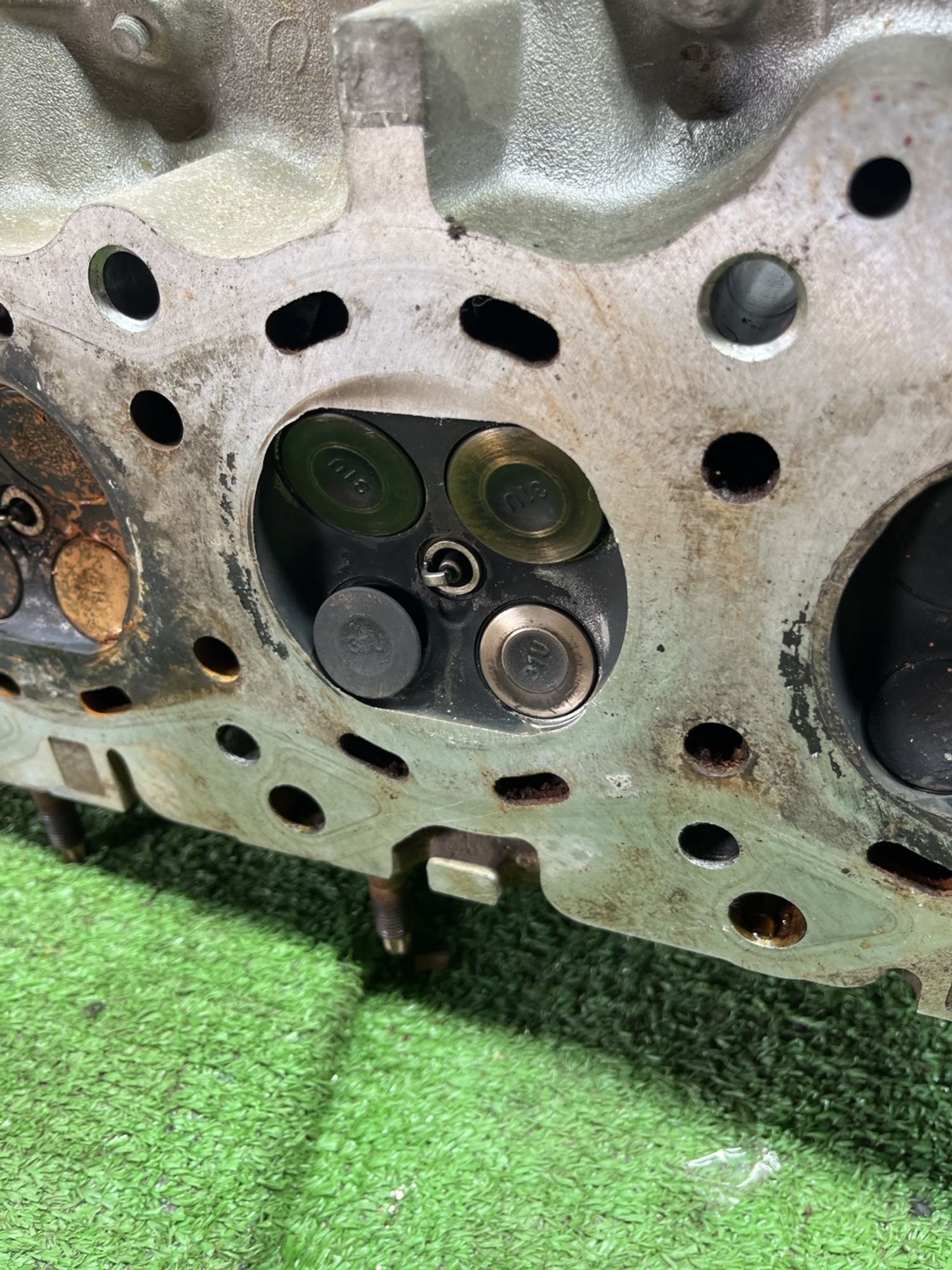 https://ycs.partsauto.market/partsauto-images/thmbs/userImages/cca1856e256b5441544f9aba03b424a6/part/4579426f-9e79-4443-a351-77640483e816_1778232377142.jpg
