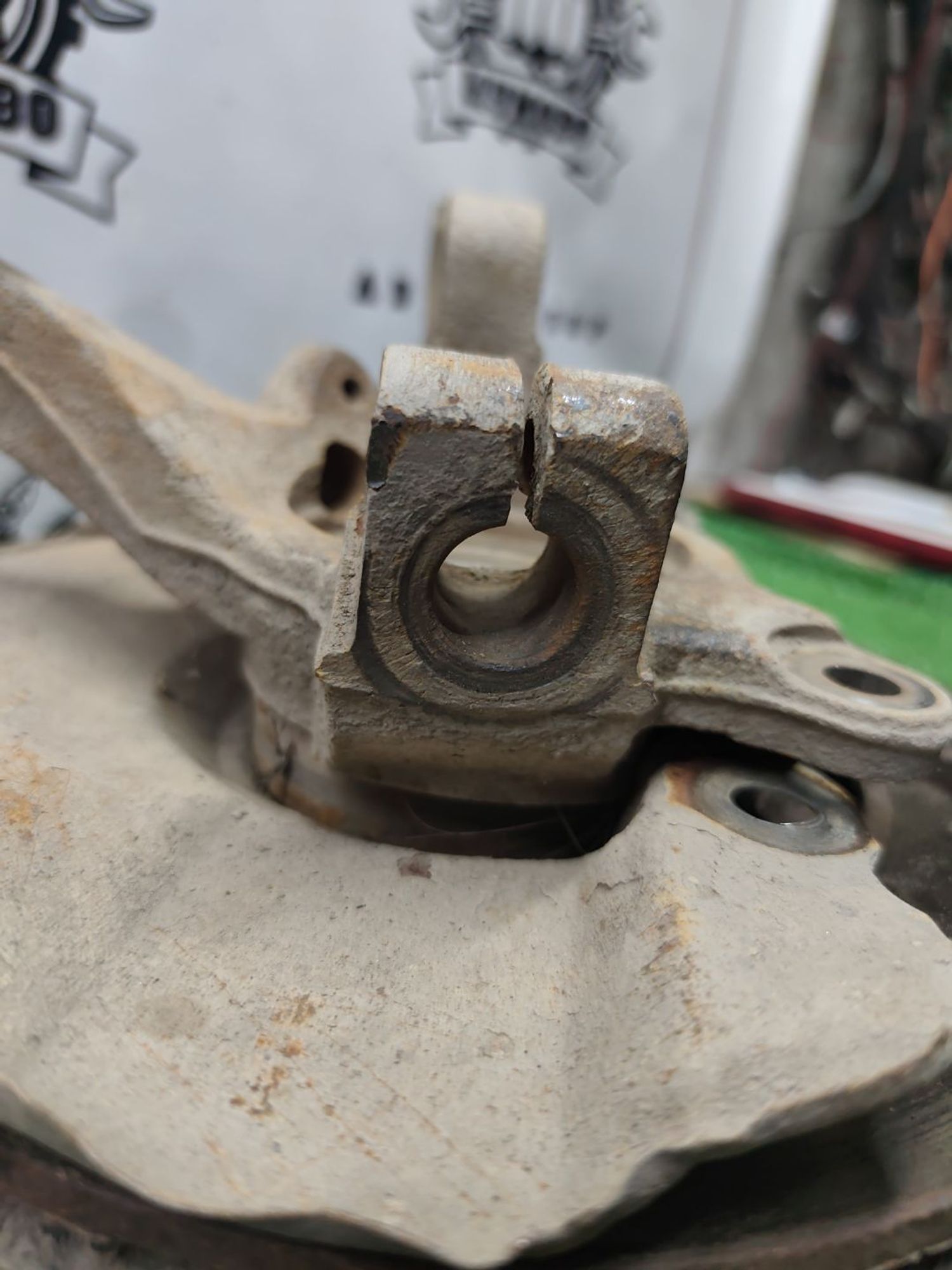 https://ycs.partsauto.market/partsauto-images/thmbs/userImages/cca1856e256b5441544f9aba03b424a6/part/46af472c-07ad-43cd-b9cc-180f0da3b936_1779257093872.jpg