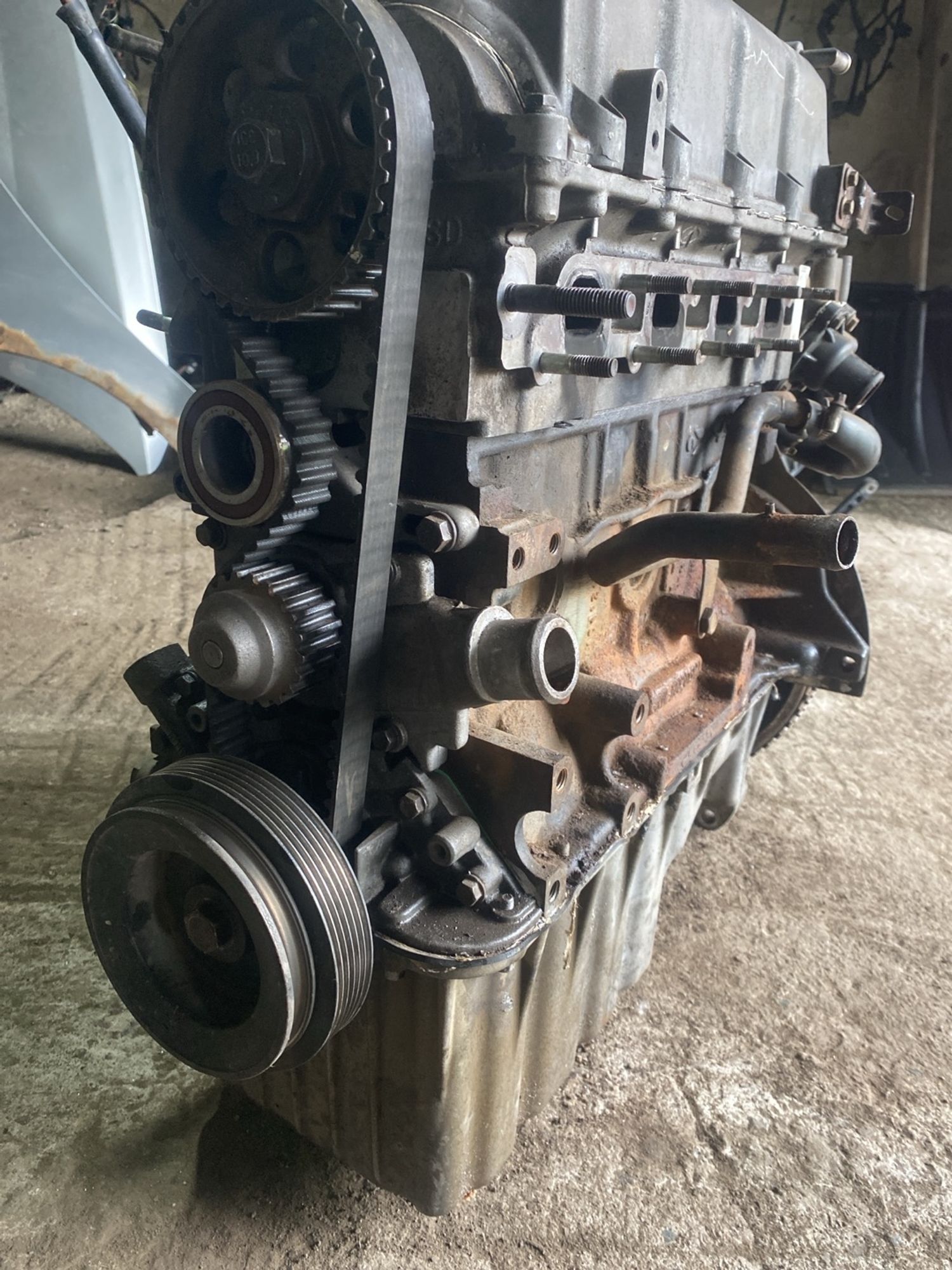 https://ycs.partsauto.market/partsauto-images/thmbs/userImages/cca1856e256b5441544f9aba03b424a6/part/47081b62-9b4c-4615-afb9-ddaed3612535_1780921761026.jpg