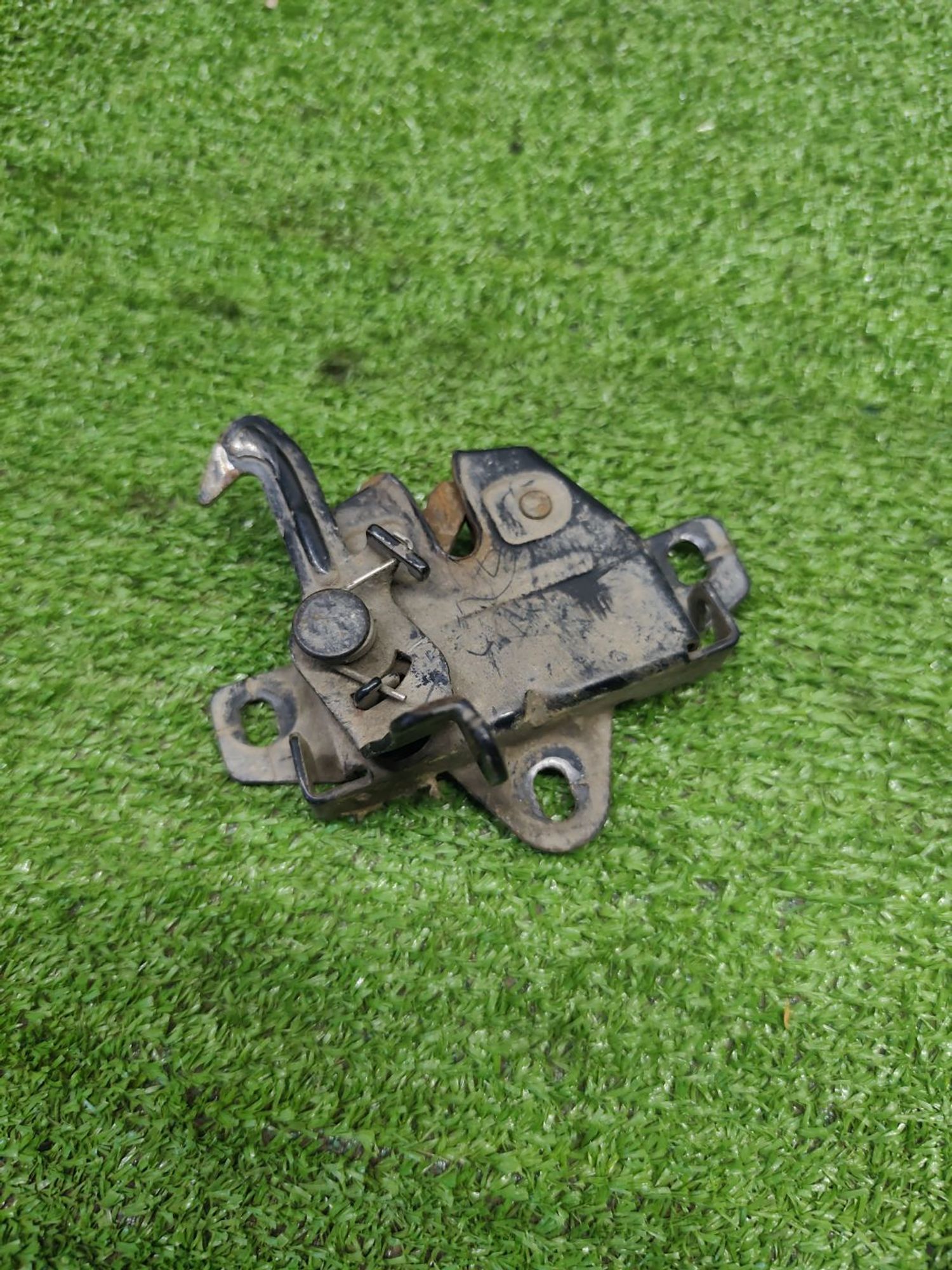 https://ycs.partsauto.market/partsauto-images/thmbs/userImages/cca1856e256b5441544f9aba03b424a6/part/4847d4a2-d290-4083-8ae0-90c868dbe031_1787224375416.jpg