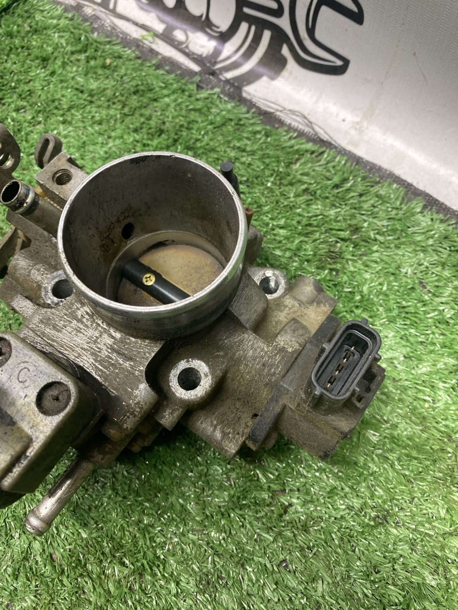 https://ycs.partsauto.market/partsauto-images/thmbs/userImages/cca1856e256b5441544f9aba03b424a6/part/4881f417-1536-4995-966c-11f254c870aa_1786961689648.jpg