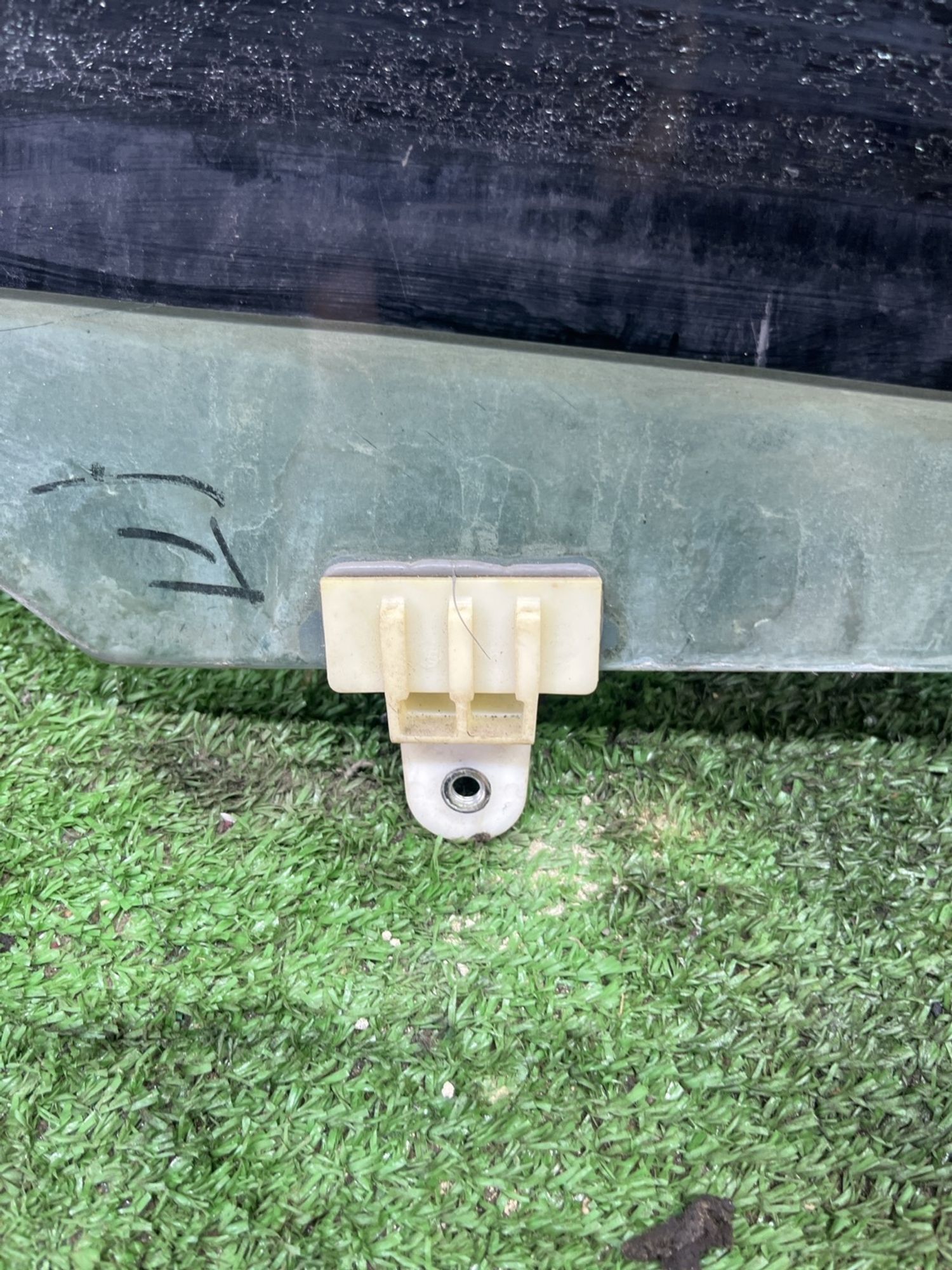 https://ycs.partsauto.market/partsauto-images/thmbs/userImages/cca1856e256b5441544f9aba03b424a6/part/491578d3-a2dd-4ab2-a499-b11336b64582_1778234637260.jpg