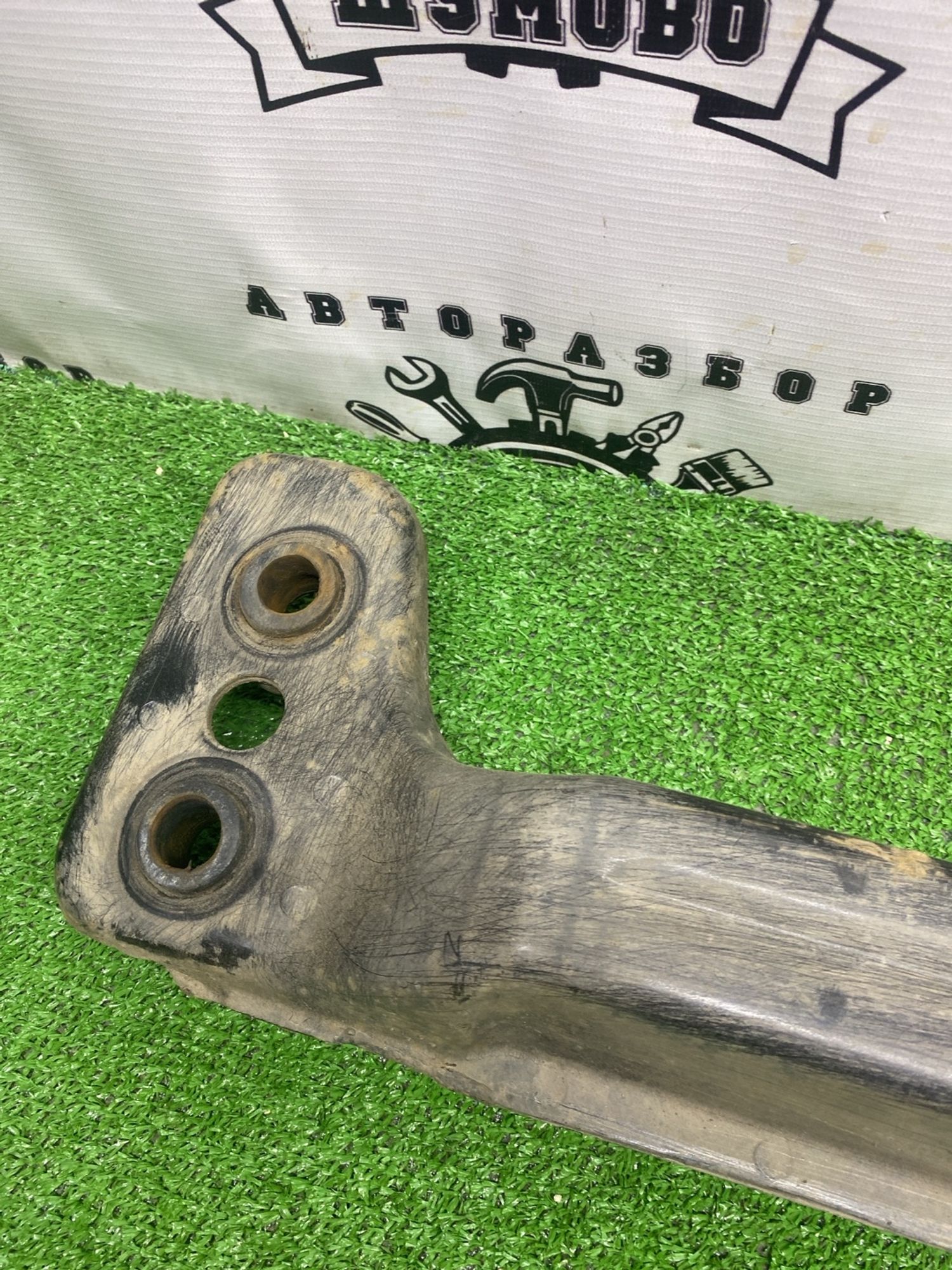 https://ycs.partsauto.market/partsauto-images/thmbs/userImages/cca1856e256b5441544f9aba03b424a6/part/4950159b-5ab0-433c-9fe0-40cb897754ee_1780902661807.jpg