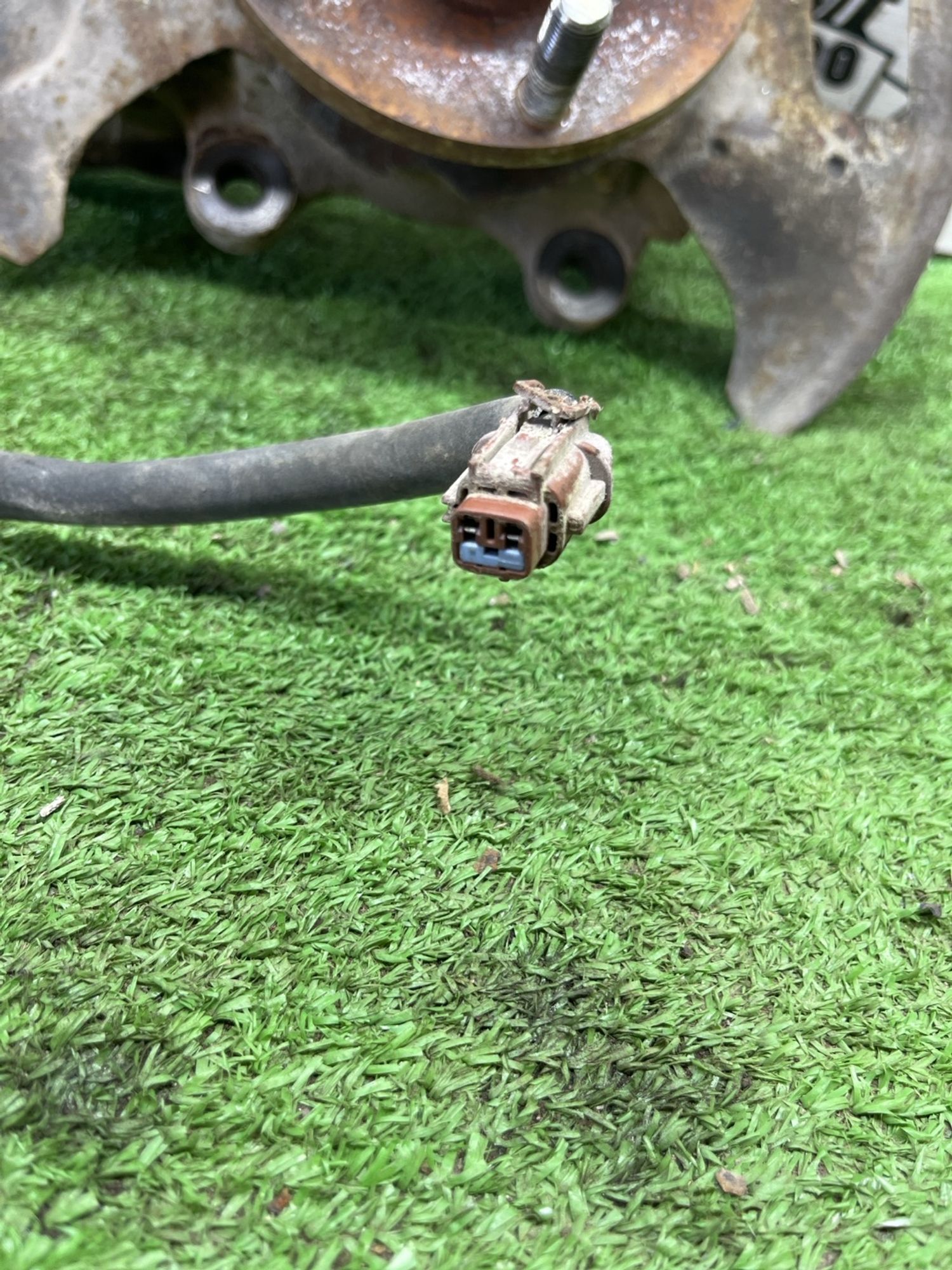 https://ycs.partsauto.market/partsauto-images/thmbs/userImages/cca1856e256b5441544f9aba03b424a6/part/4993c1c8-7019-41a2-9d87-852d7c408113_1778069747729.jpg