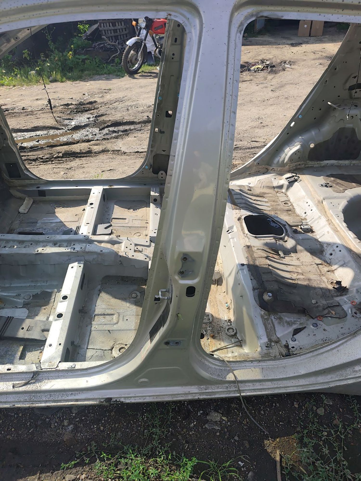 https://ycs.partsauto.market/partsauto-images/thmbs/userImages/cca1856e256b5441544f9aba03b424a6/part/4a5bc786-9385-4749-b794-df399ad110e3_1783681172034.jpg