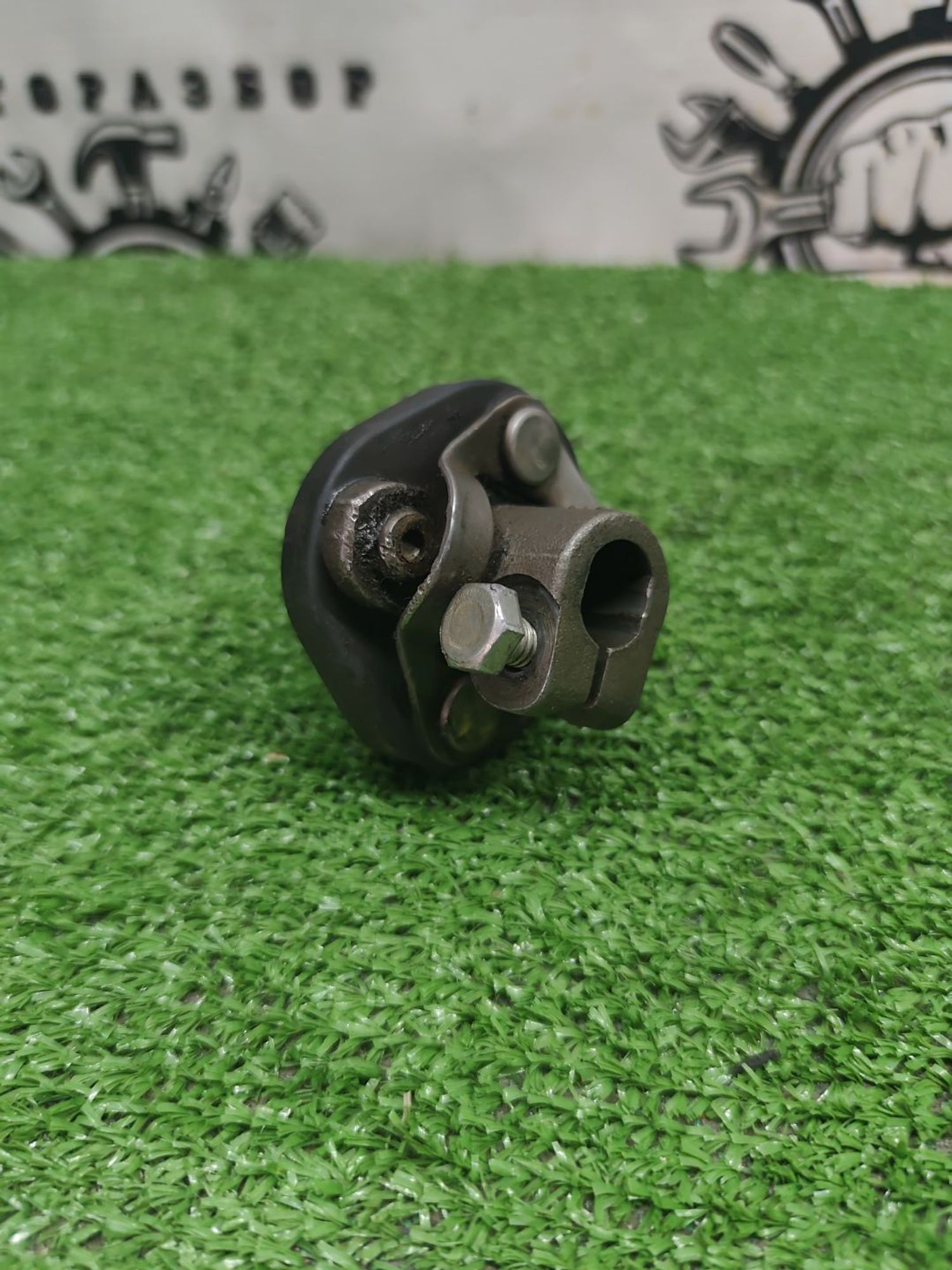 https://ycs.partsauto.market/partsauto-images/thmbs/userImages/cca1856e256b5441544f9aba03b424a6/part/4af2faa3-6cf3-4def-bce4-8359e9416f1c_1780483293963.jpg