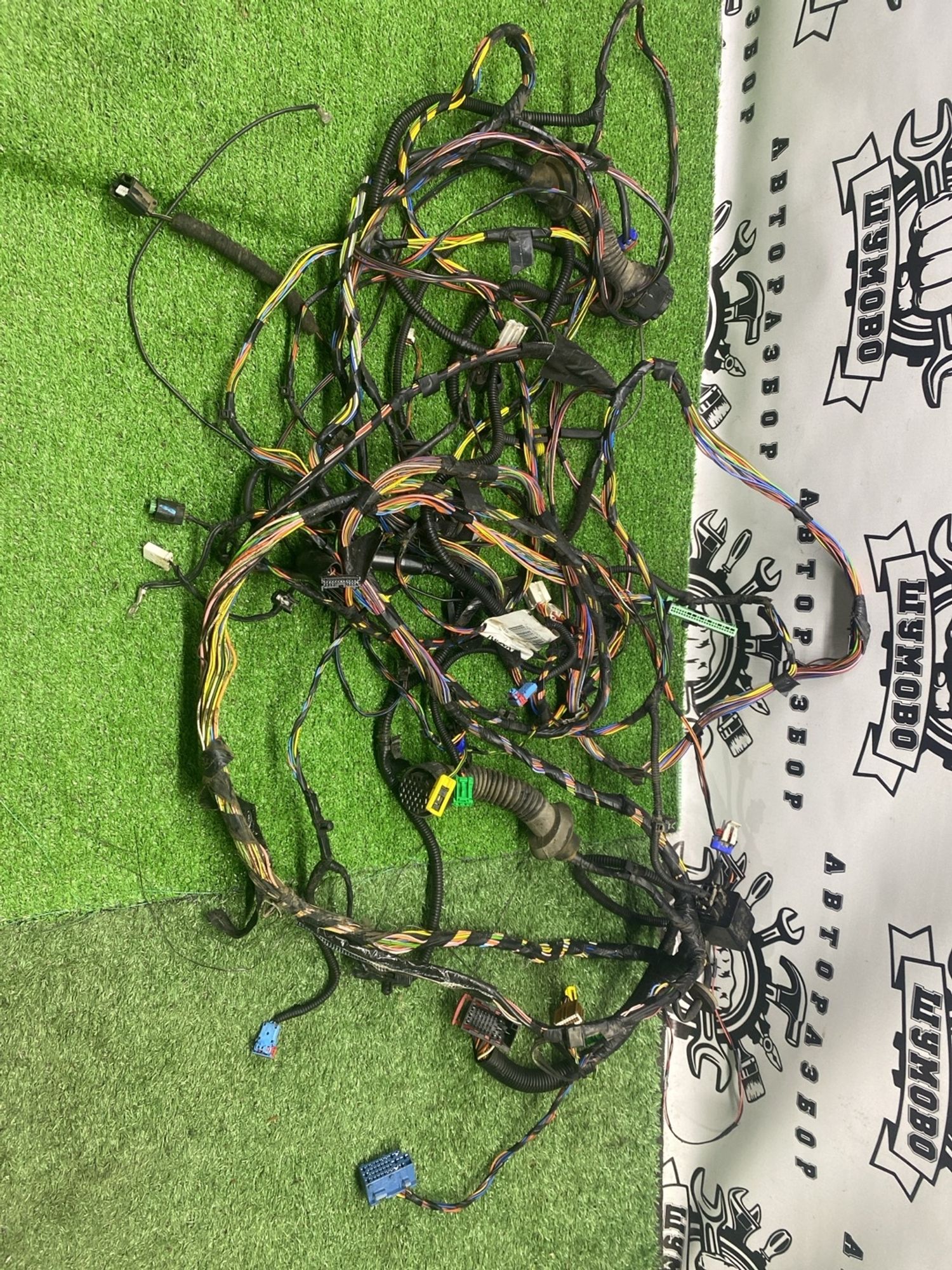 https://ycs.partsauto.market/partsauto-images/thmbs/userImages/cca1856e256b5441544f9aba03b424a6/part/4c5f2354-5617-48d2-985f-7701eb72f32f_1783489678938.jpg