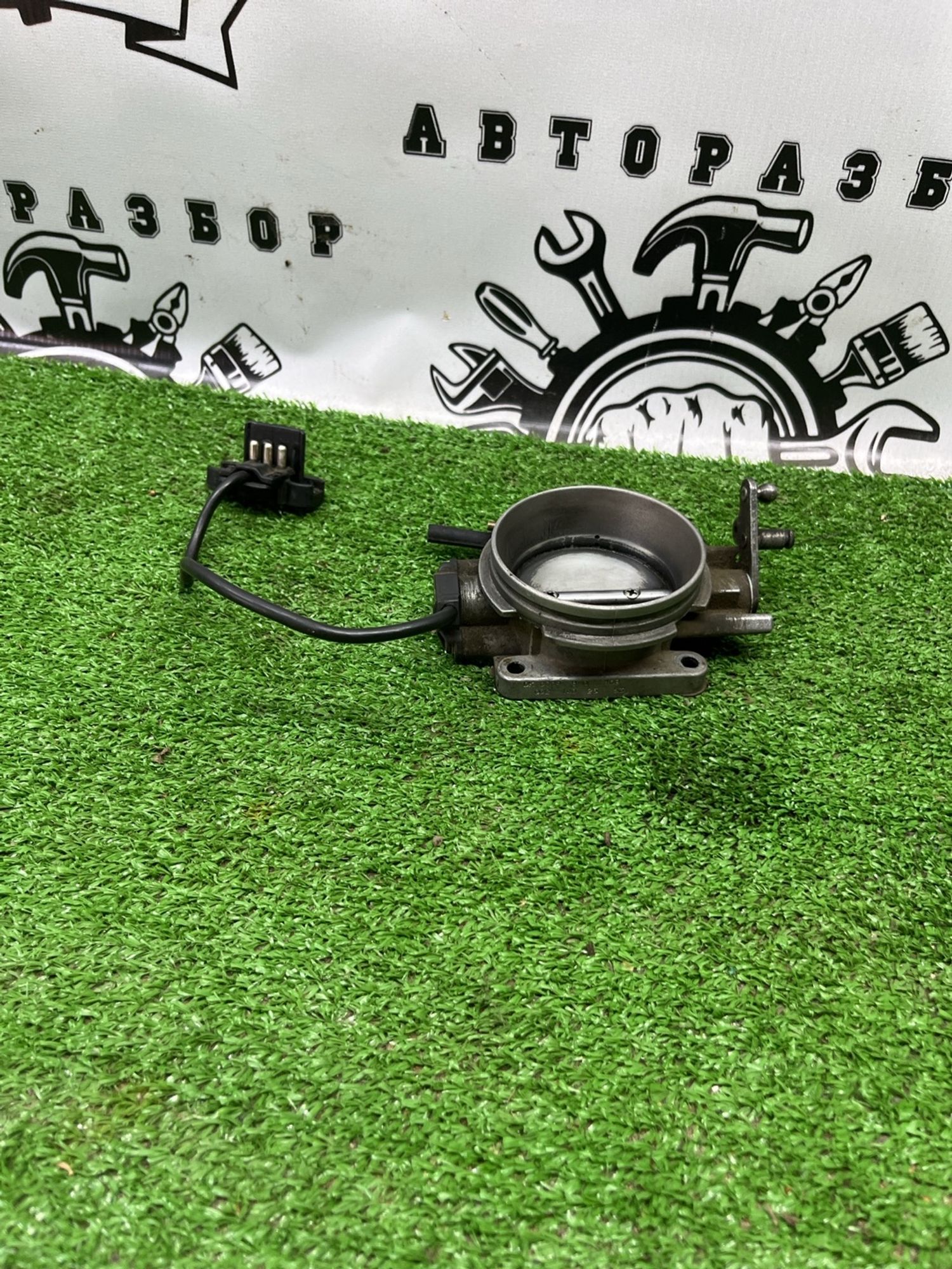 https://ycs.partsauto.market/partsauto-images/thmbs/userImages/cca1856e256b5441544f9aba03b424a6/part/4c7079fc-e64b-4876-8217-de83f1f28241_1784264167332.jpg