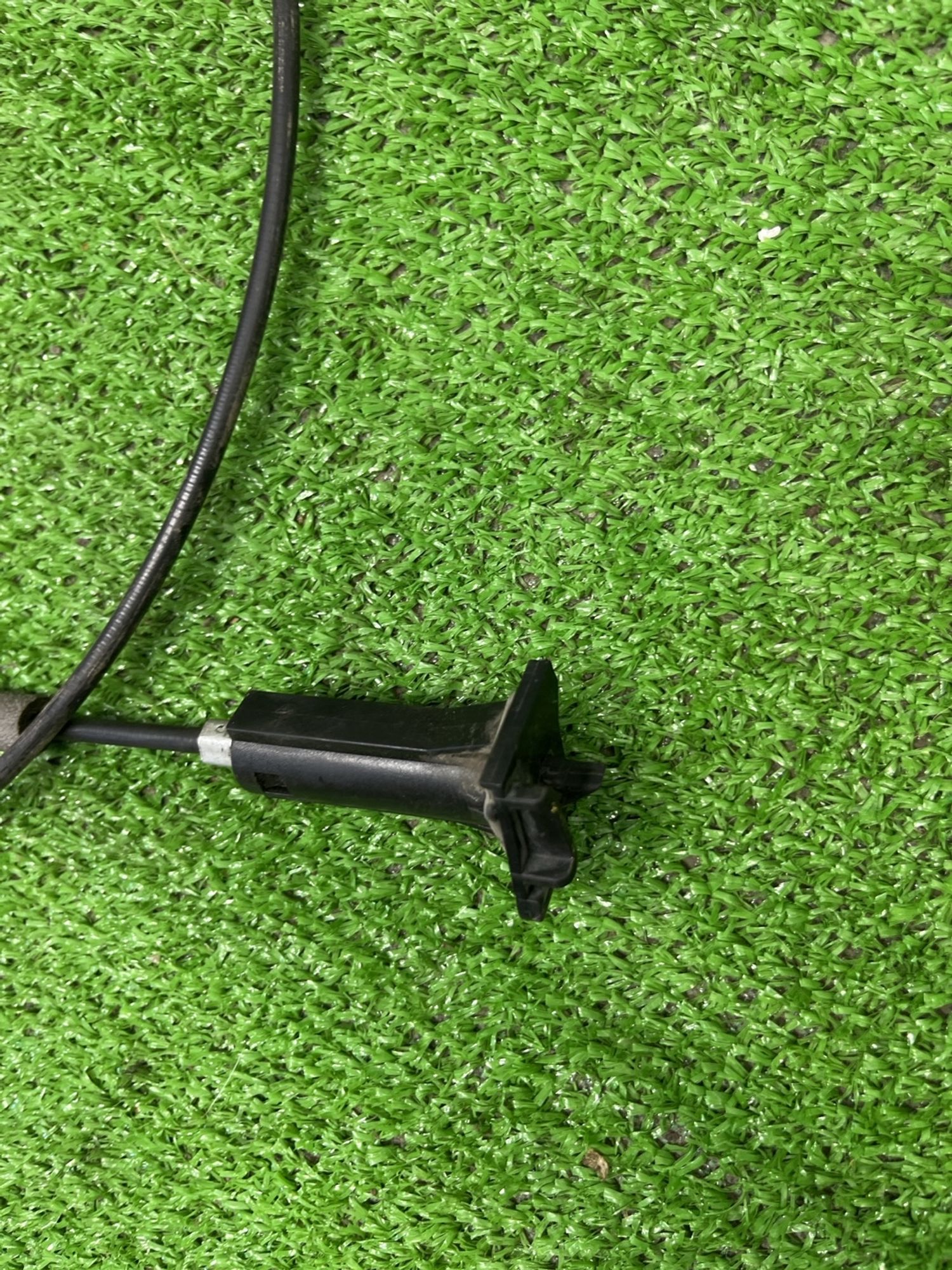 https://ycs.partsauto.market/partsauto-images/thmbs/userImages/cca1856e256b5441544f9aba03b424a6/part/4e38c3ee-da62-4df2-b935-9caa5b2516e1_1782816701049.jpg