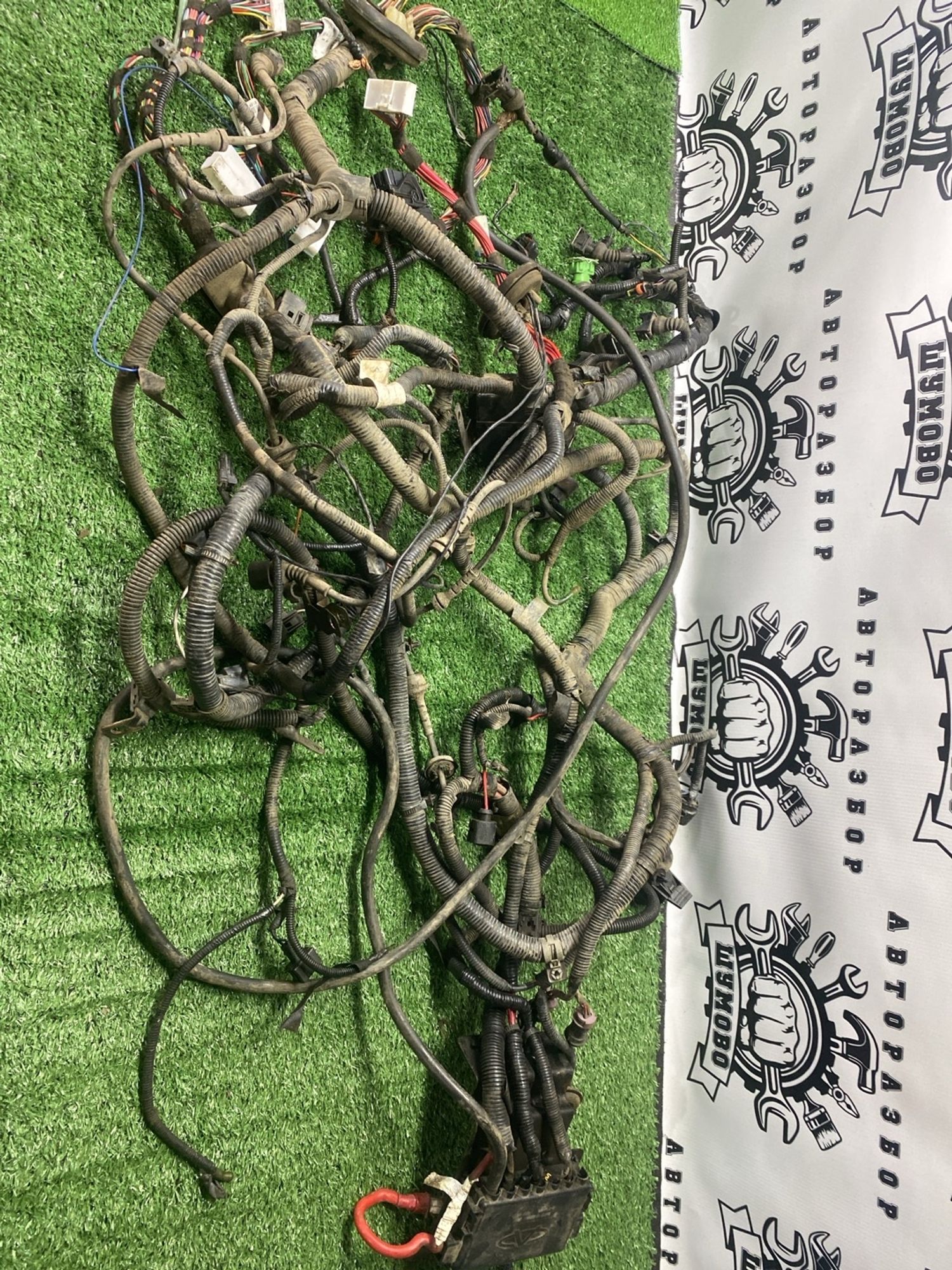 https://ycs.partsauto.market/partsauto-images/thmbs/userImages/cca1856e256b5441544f9aba03b424a6/part/522dd265-3461-4db7-8e49-c2b6a3fe2ef0_1781086676792.jpg