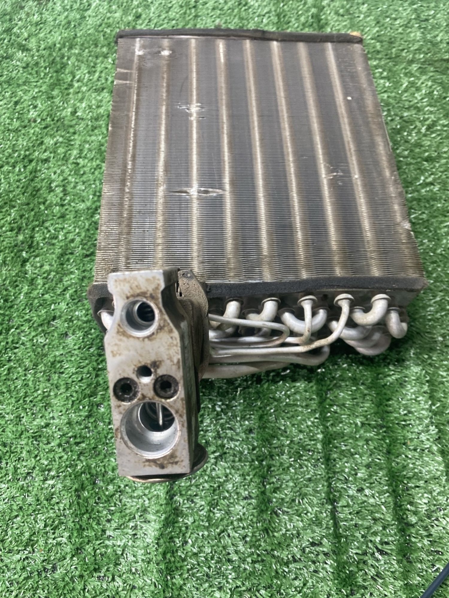https://ycs.partsauto.market/partsauto-images/thmbs/userImages/cca1856e256b5441544f9aba03b424a6/part/525914f5-17f8-4ecf-bc10-d6129626c97a_1781083817209.jpg