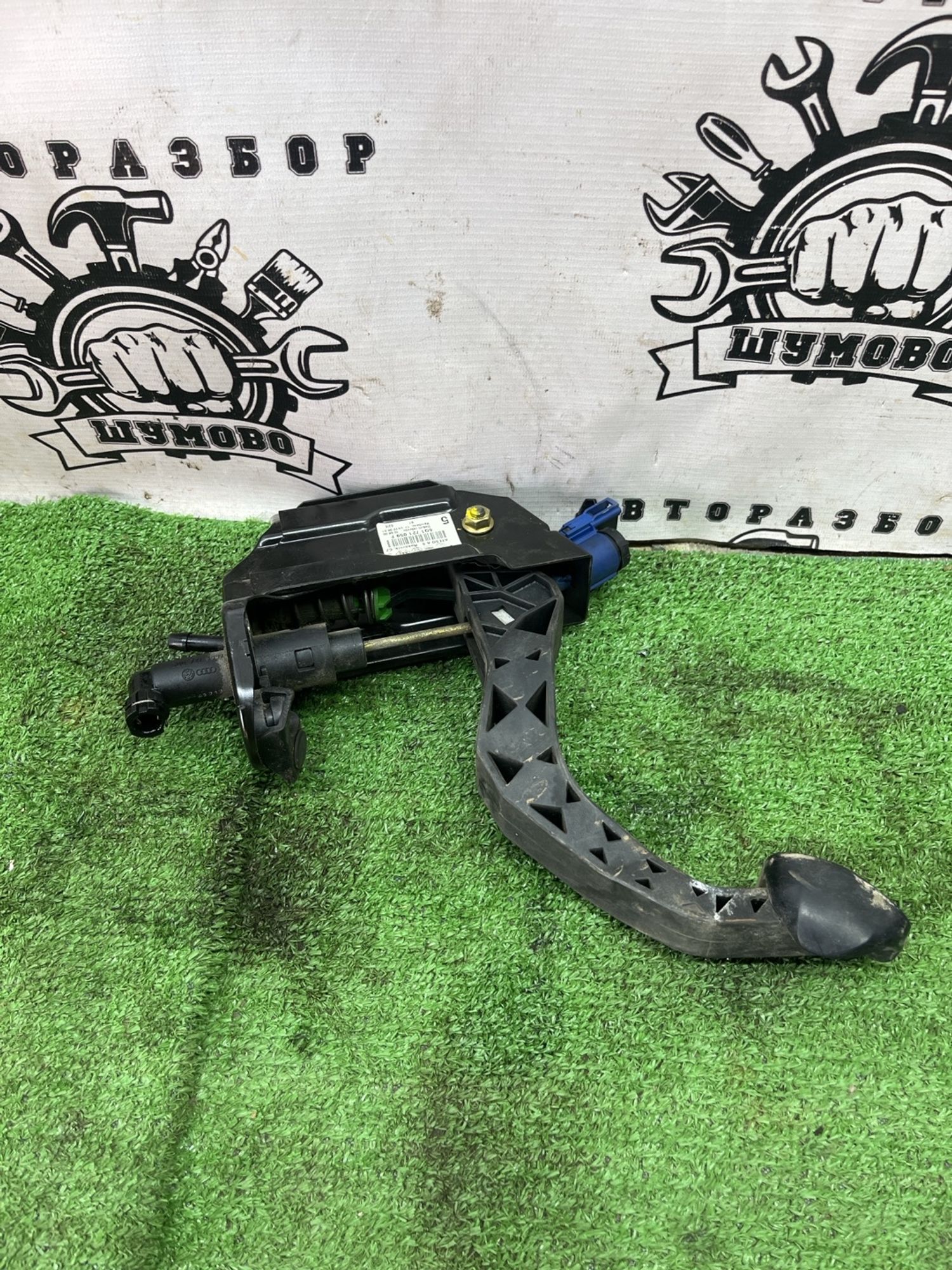 https://ycs.partsauto.market/partsauto-images/thmbs/userImages/cca1856e256b5441544f9aba03b424a6/part/54270288-a9d4-4d24-bc9f-25b38f8fe09b_1777184220950.jpg