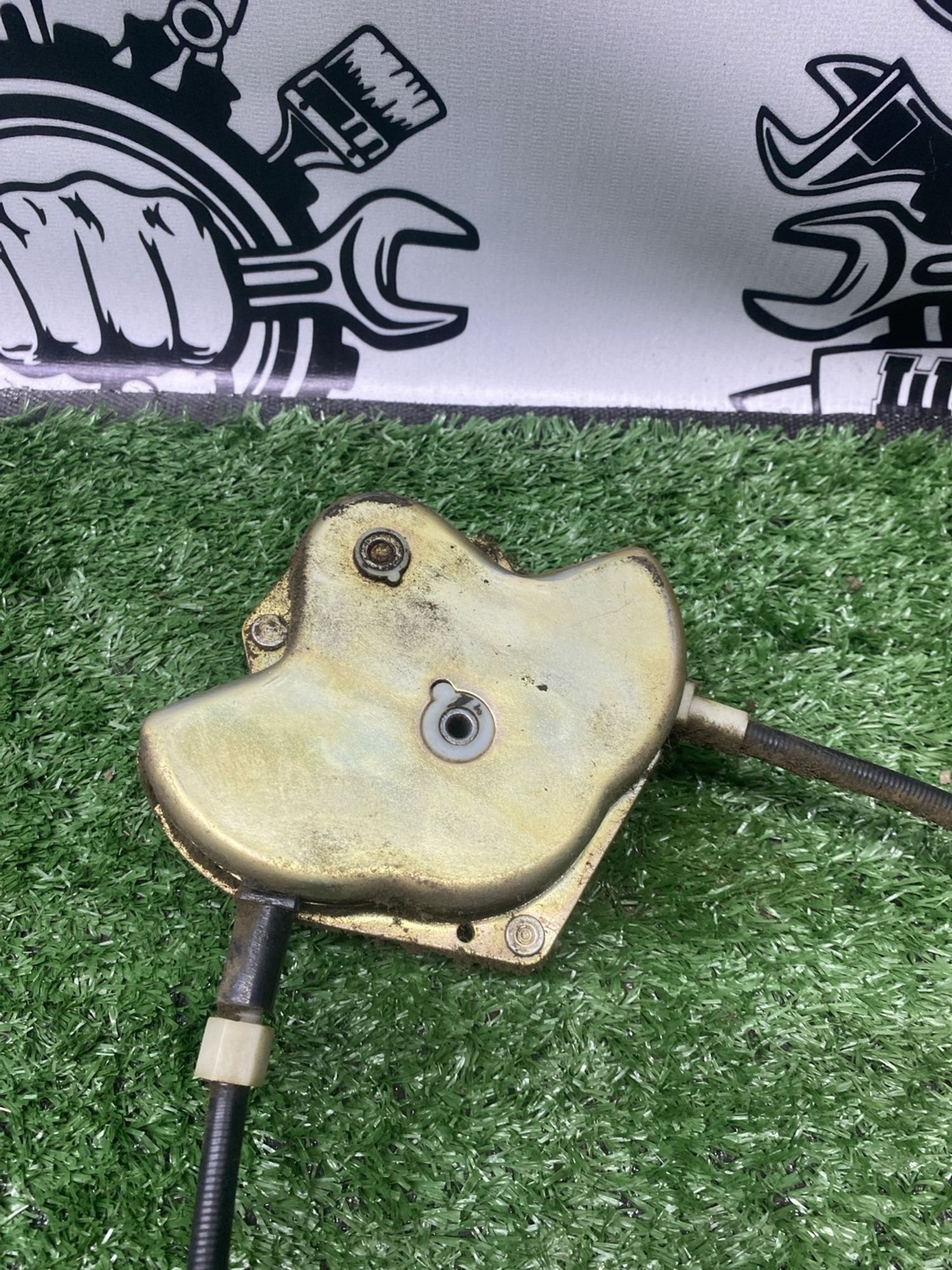https://ycs.partsauto.market/partsauto-images/thmbs/userImages/cca1856e256b5441544f9aba03b424a6/part/54f8e144-0c08-4ba5-b325-b627c6f278d7_1781514562952.jpg