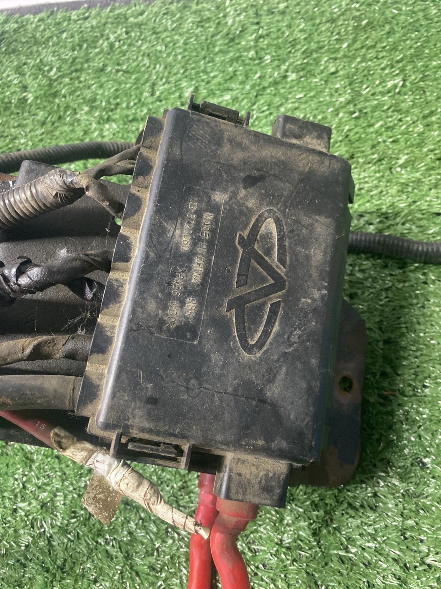 https://ycs.partsauto.market/partsauto-images/thmbs/userImages/cca1856e256b5441544f9aba03b424a6/part/552cc899-962c-4ae0-8430-2c07df1c68f9_1781086680143.jpg