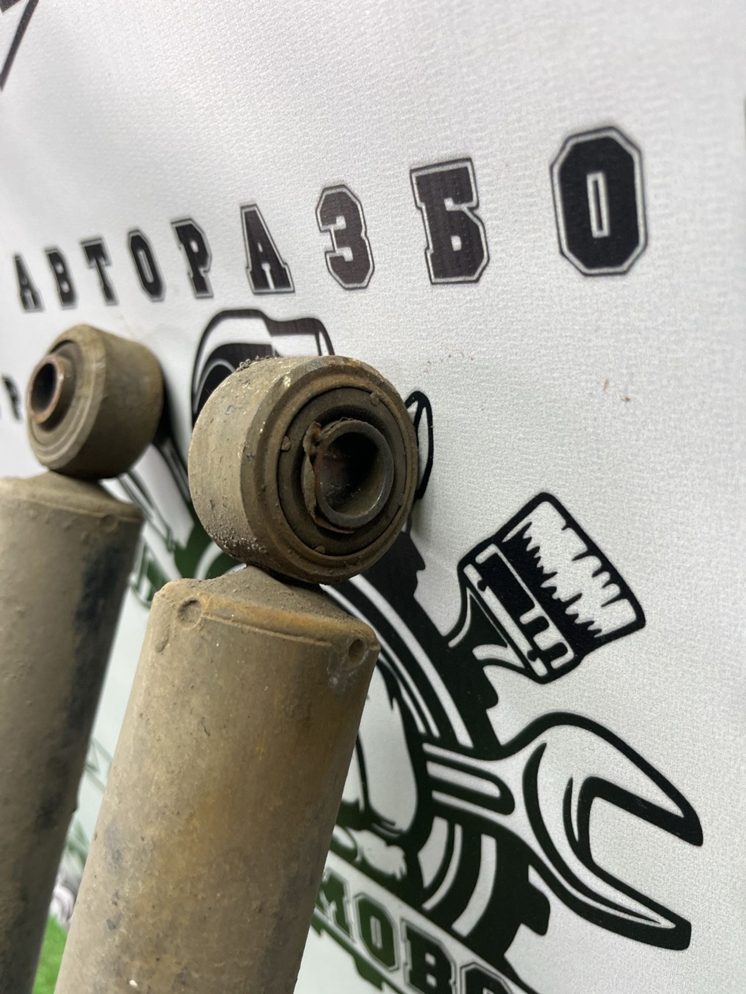 https://ycs.partsauto.market/partsauto-images/thmbs/userImages/cca1856e256b5441544f9aba03b424a6/part/55572ddb-4d0f-4e36-b516-070558dca9fe_1782822677478.jpg