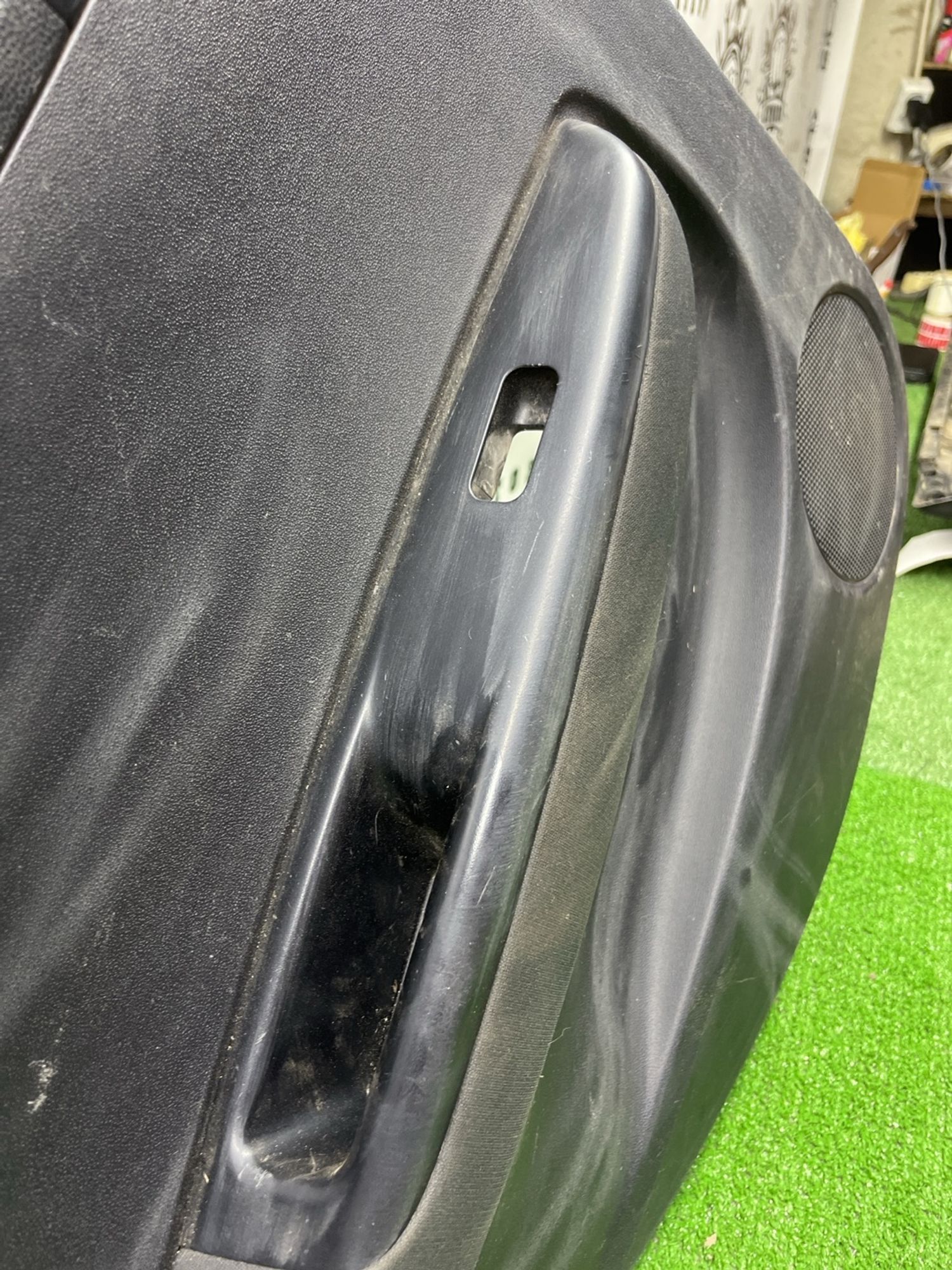 https://ycs.partsauto.market/partsauto-images/thmbs/userImages/cca1856e256b5441544f9aba03b424a6/part/558eceee-9039-449e-b8e4-f5d4b0ea50b0_1782571473660.jpg