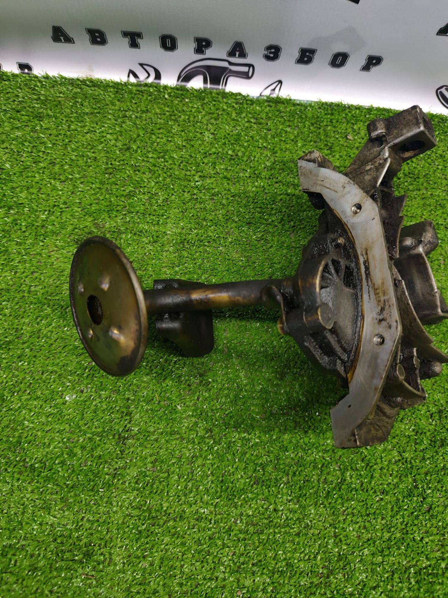https://ycs.partsauto.market/partsauto-images/thmbs/userImages/cca1856e256b5441544f9aba03b424a6/part/55b593d6-7f63-42ac-b15d-89c7fb121297_1781697165089.jpg