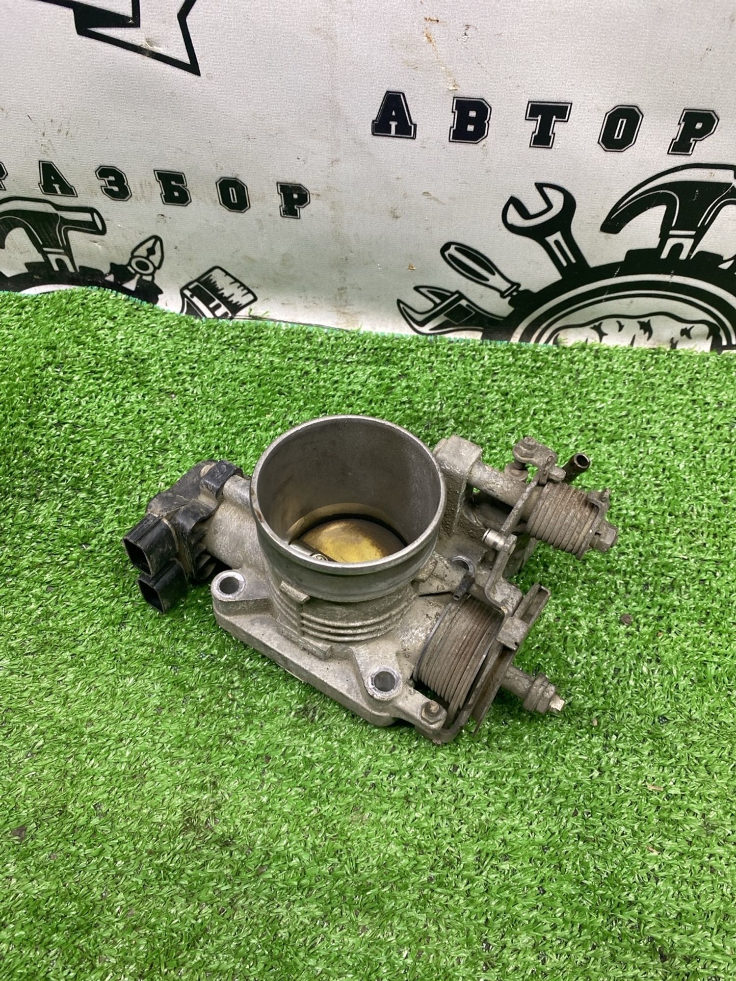 https://ycs.partsauto.market/partsauto-images/thmbs/userImages/cca1856e256b5441544f9aba03b424a6/part/5681c095-c8a6-47cd-96c0-cf6cb17988e1_1789371370755.jpg