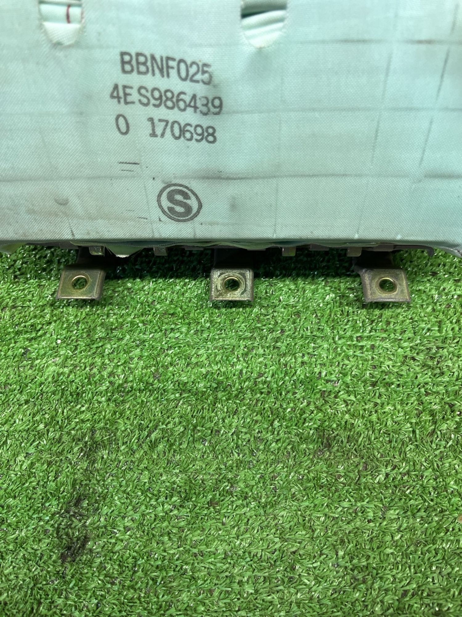 https://ycs.partsauto.market/partsauto-images/thmbs/userImages/cca1856e256b5441544f9aba03b424a6/part/577c94ae-cd77-4323-a9a6-9b51125b3f34_1775126594159.jpg