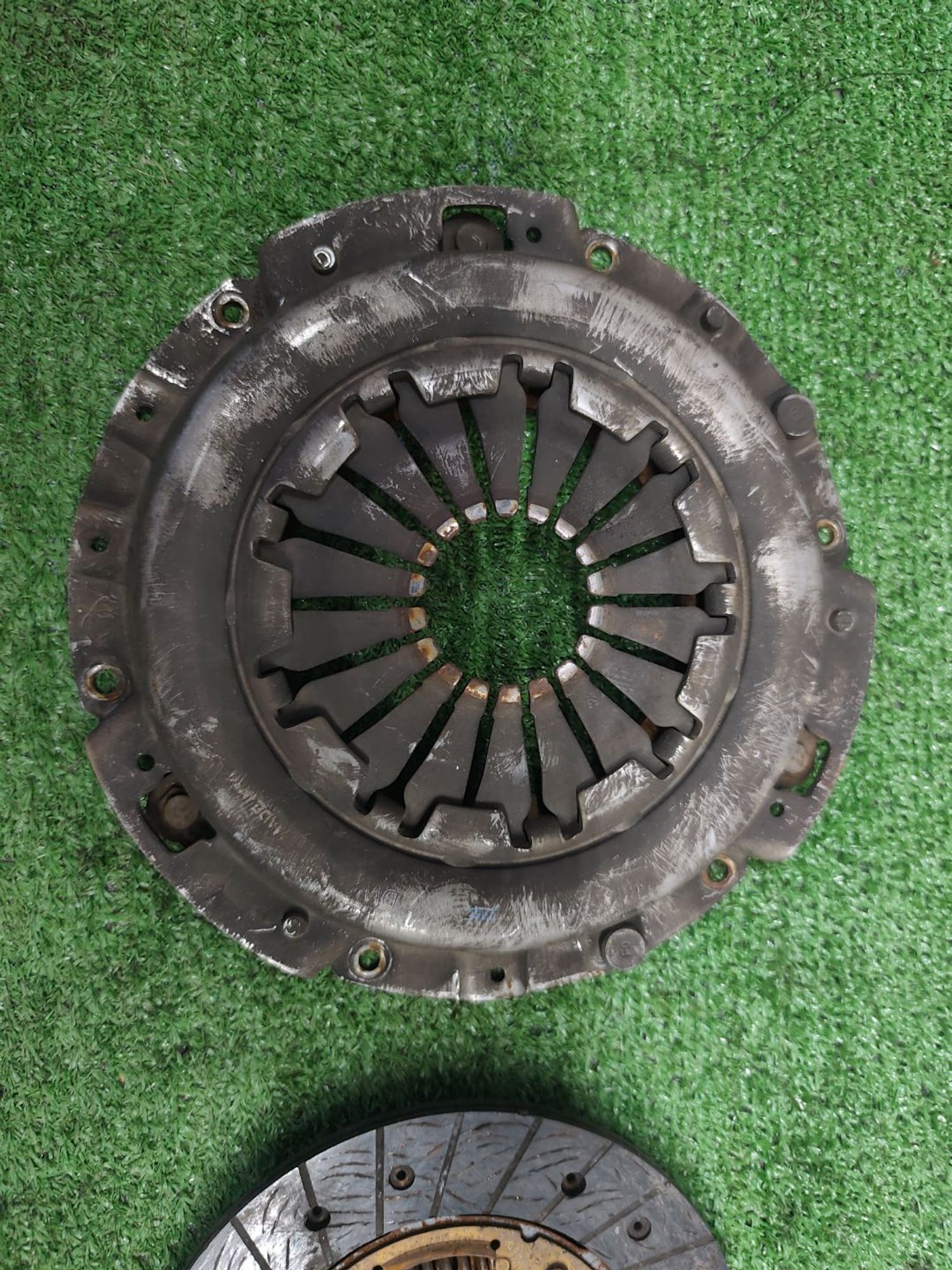 https://ycs.partsauto.market/partsauto-images/thmbs/userImages/cca1856e256b5441544f9aba03b424a6/part/57b0c5f4-94ab-4552-9436-699bc0b20985_1787220124550.jpg