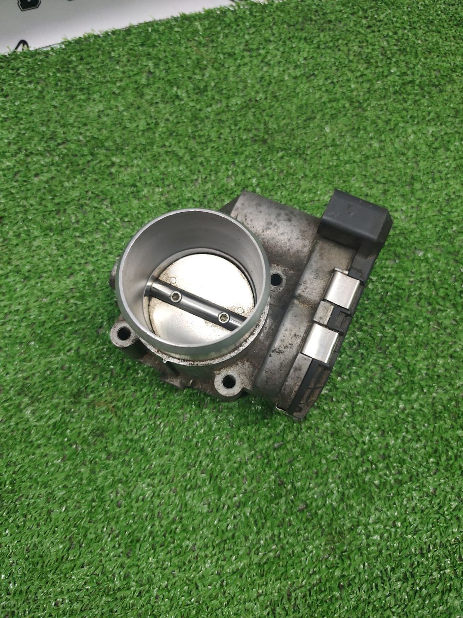 https://ycs.partsauto.market/partsauto-images/thmbs/userImages/cca1856e256b5441544f9aba03b424a6/part/5808f3ca-d961-42f2-8774-e5e432ebcd7a_1781521457419.jpg