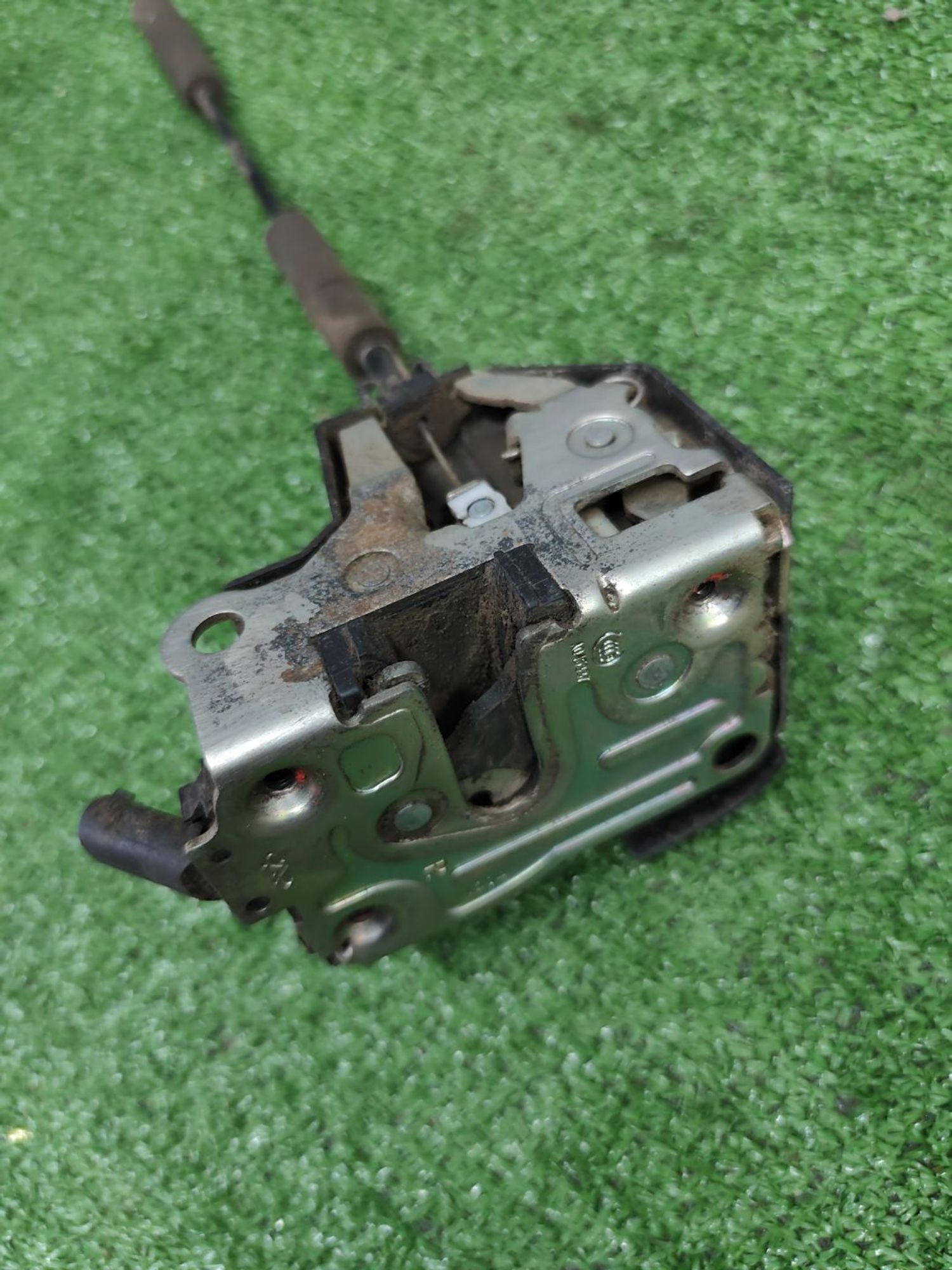 https://ycs.partsauto.market/partsauto-images/thmbs/userImages/cca1856e256b5441544f9aba03b424a6/part/583ca930-f236-4c96-b9cc-c4f41426d7d6_1780999533036.jpg